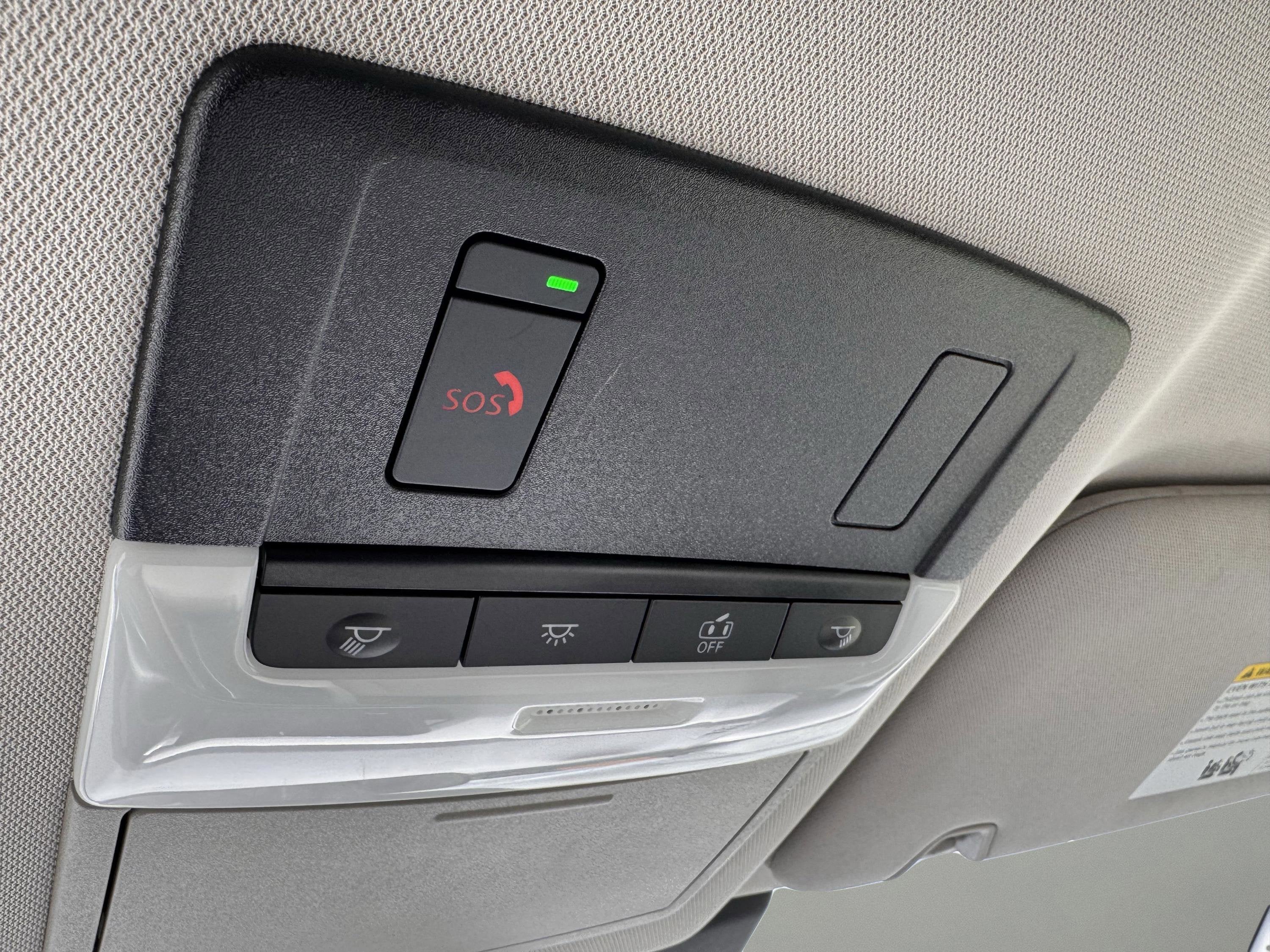 2023 Nissan Pathfinder SV