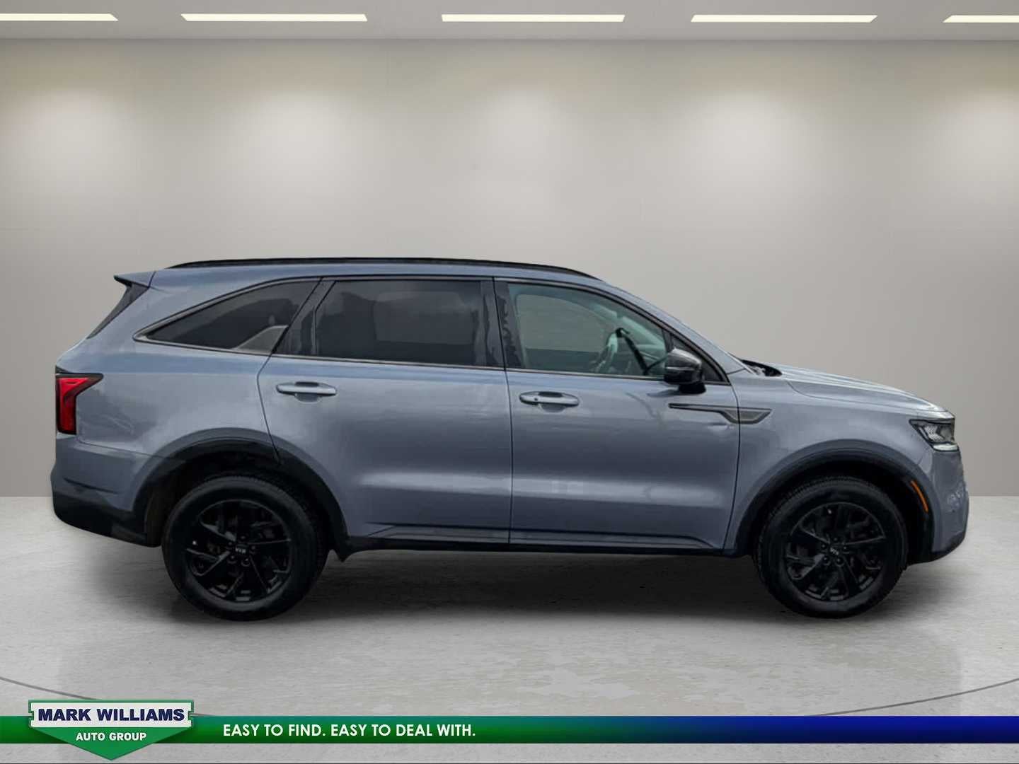 Used 2021 Kia Sorento S with VIN 5XYRLDLC8MG061110 for sale in Mount Orab, OH
