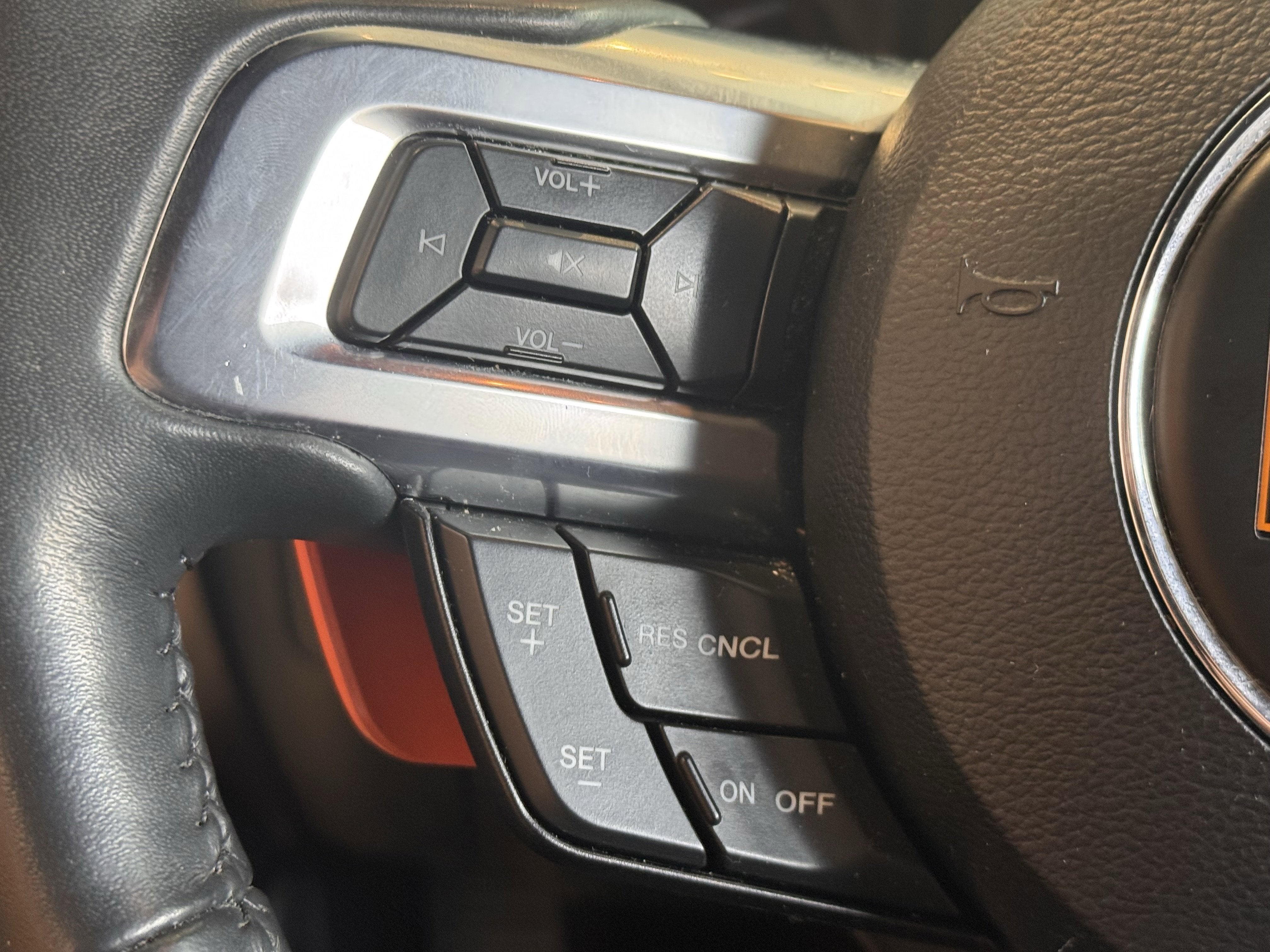 2022 Ford Mustang Mach 1