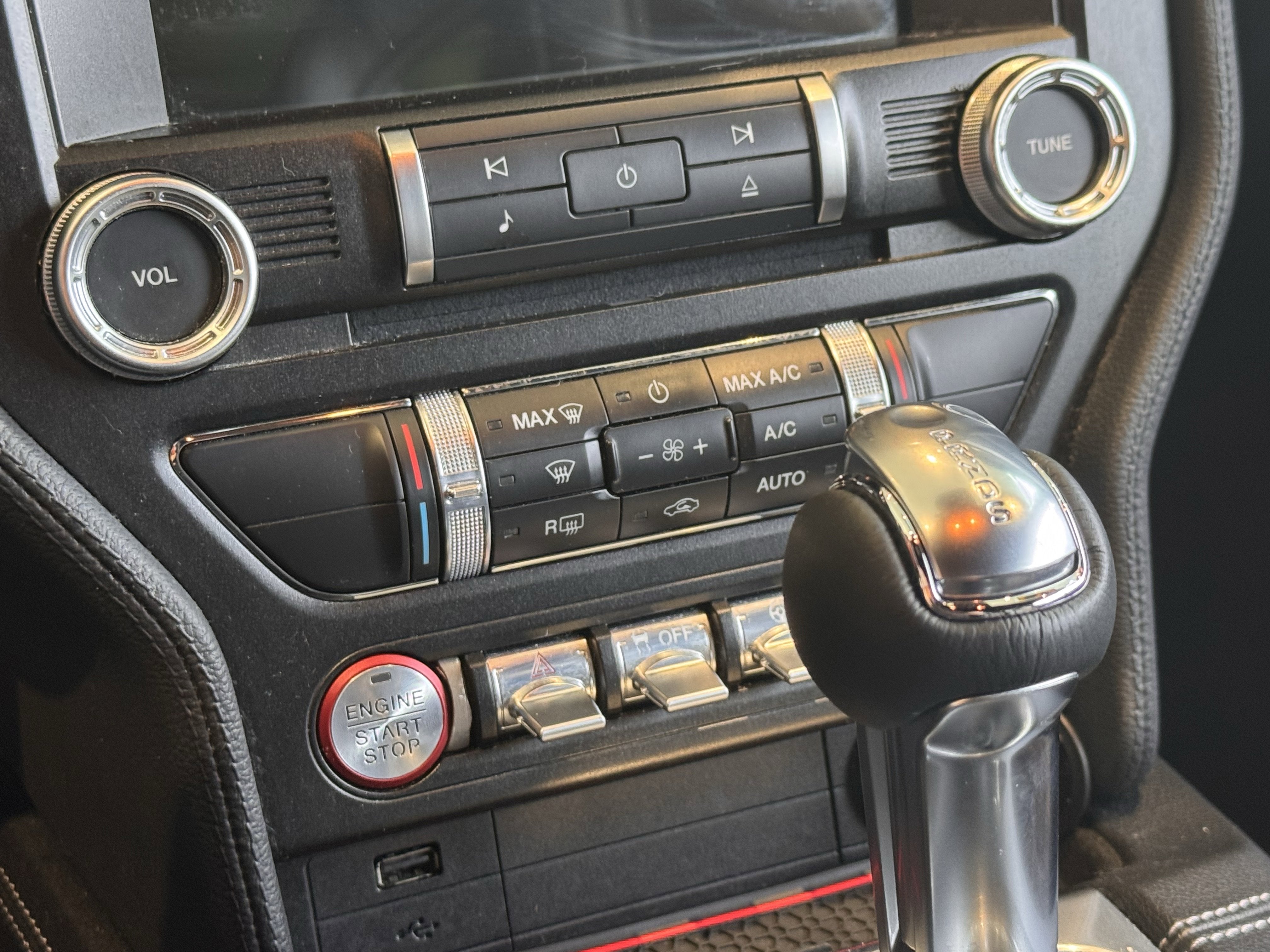 2022 Ford Mustang Mach 1