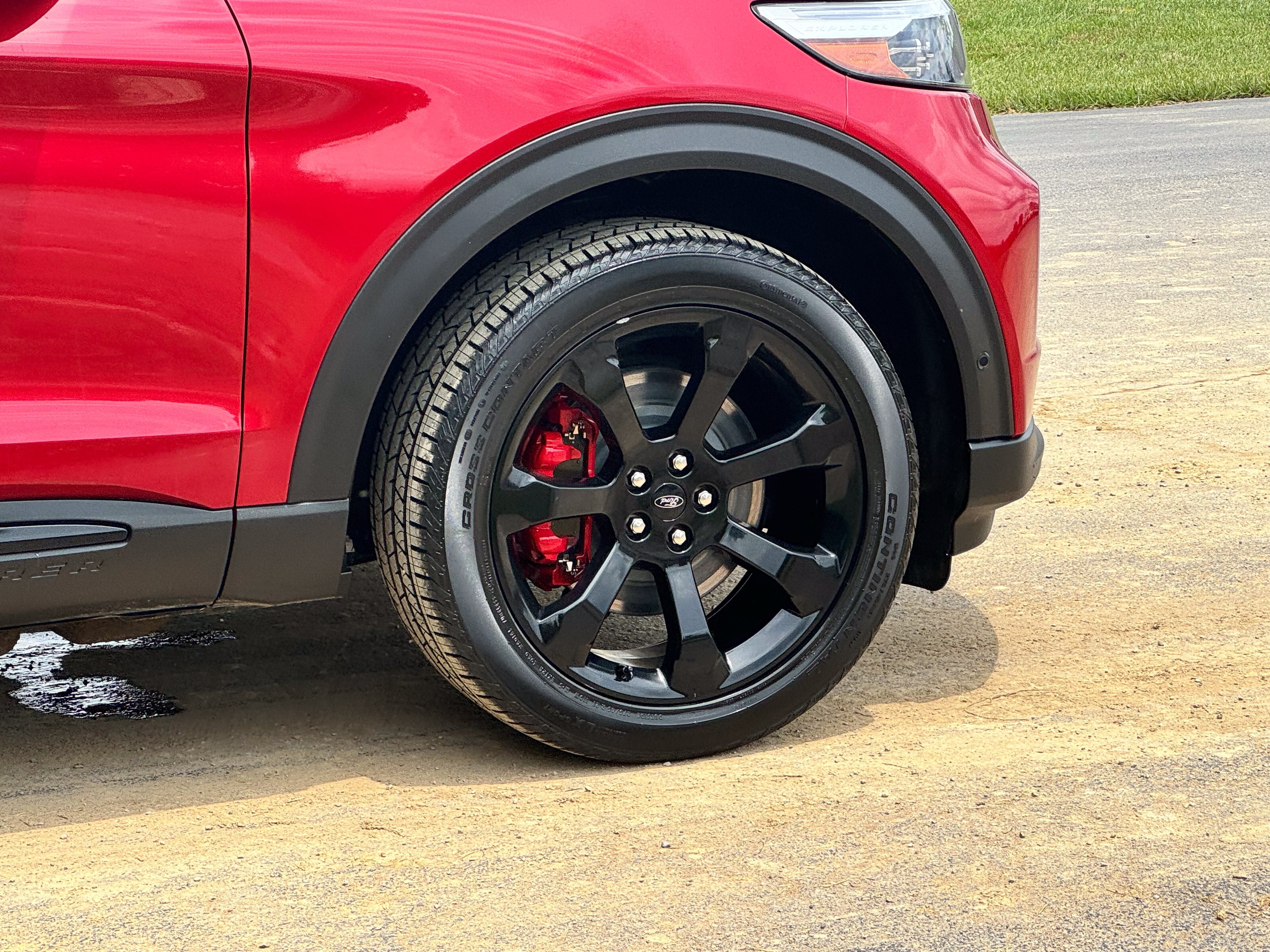 2021 Ford Explorer ST