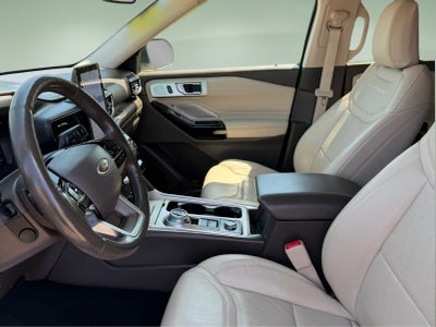 2021 Ford Explorer Platinum