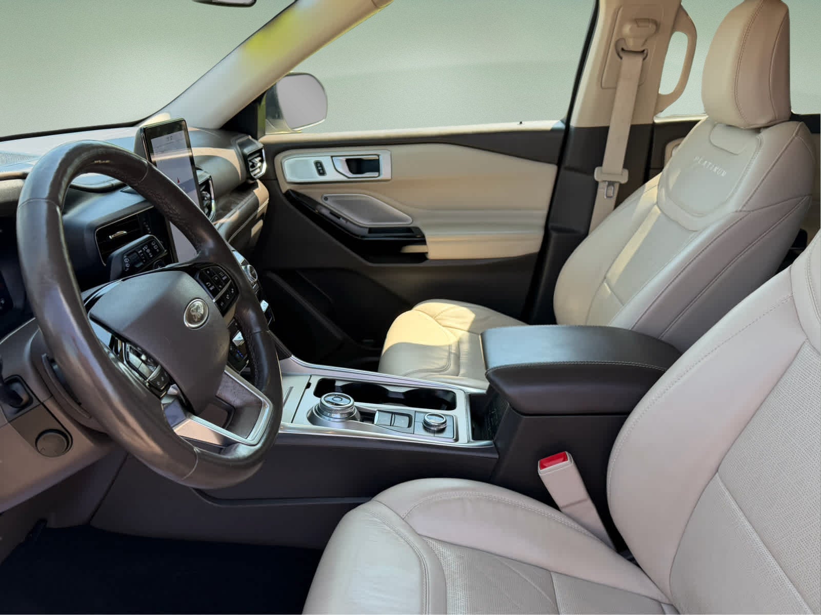 2021 Ford Explorer Platinum