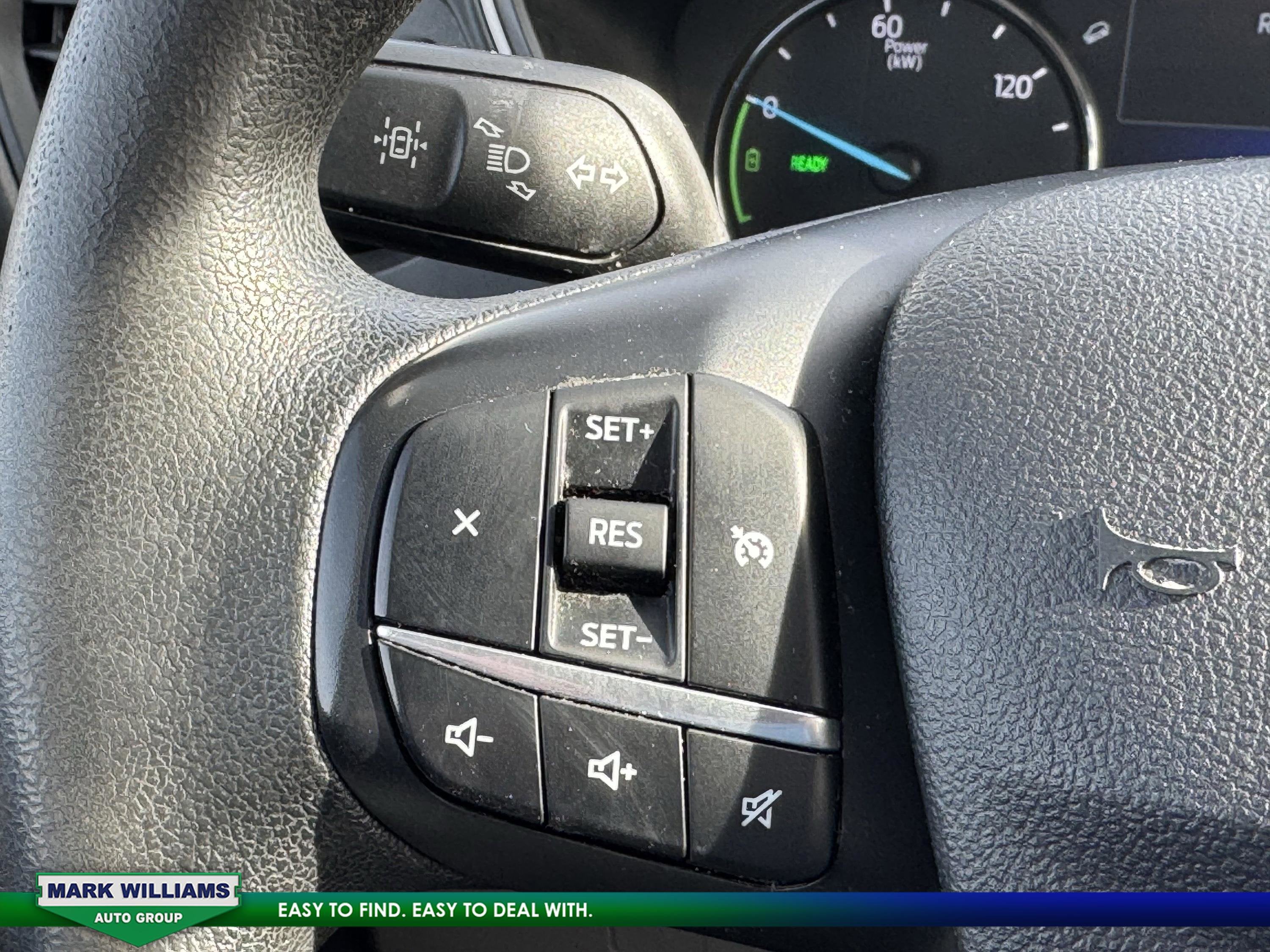 2021 Ford Escape Hybrid SE