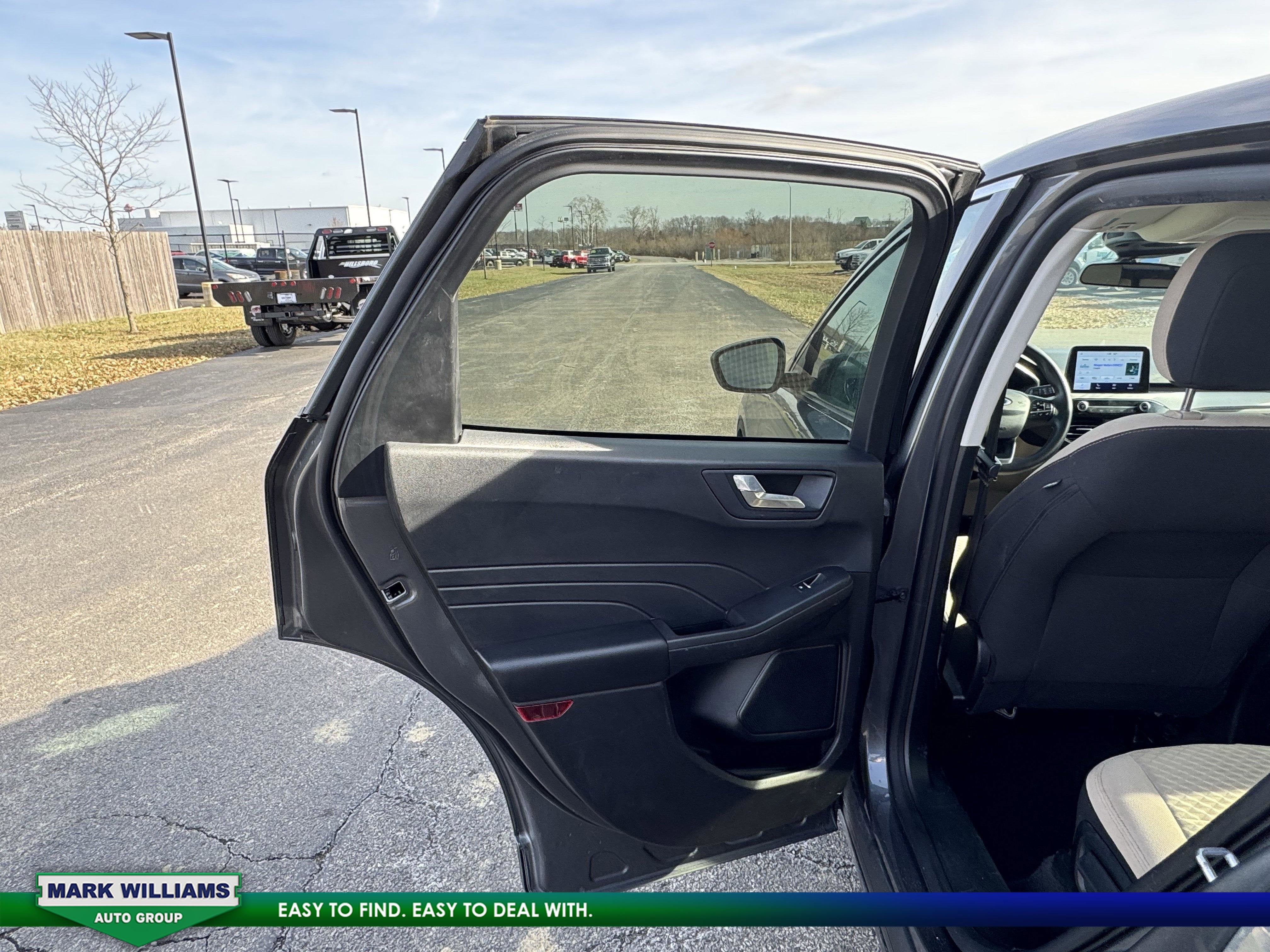 2021 Ford Escape Hybrid SE