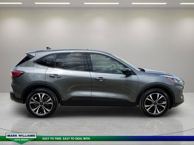 2022 Ford Escape SE Hybrid