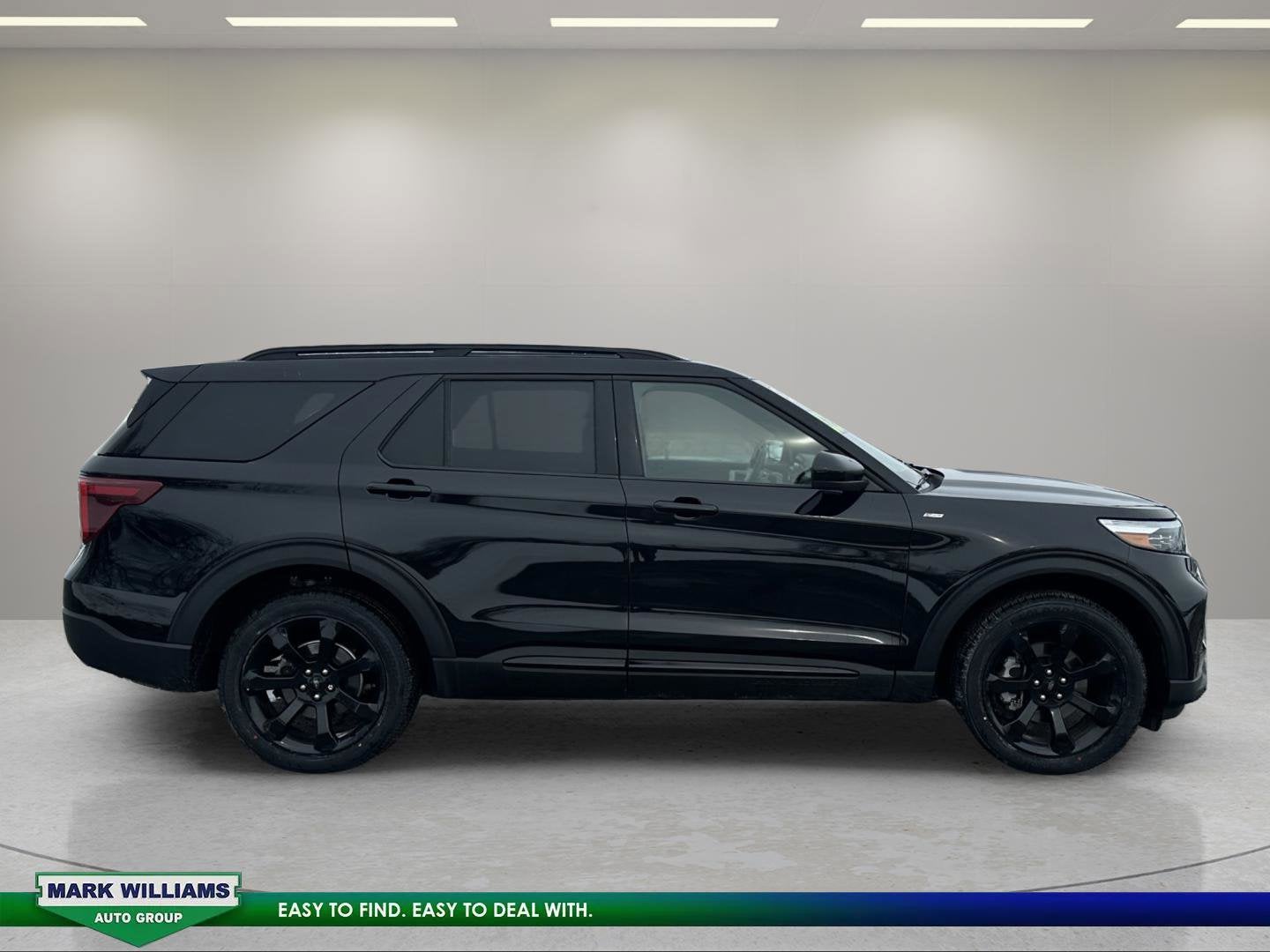 2022 Ford Explorer ST-Line