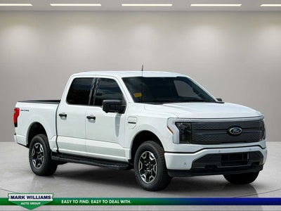 2023 Ford F-150 Lightning XLT