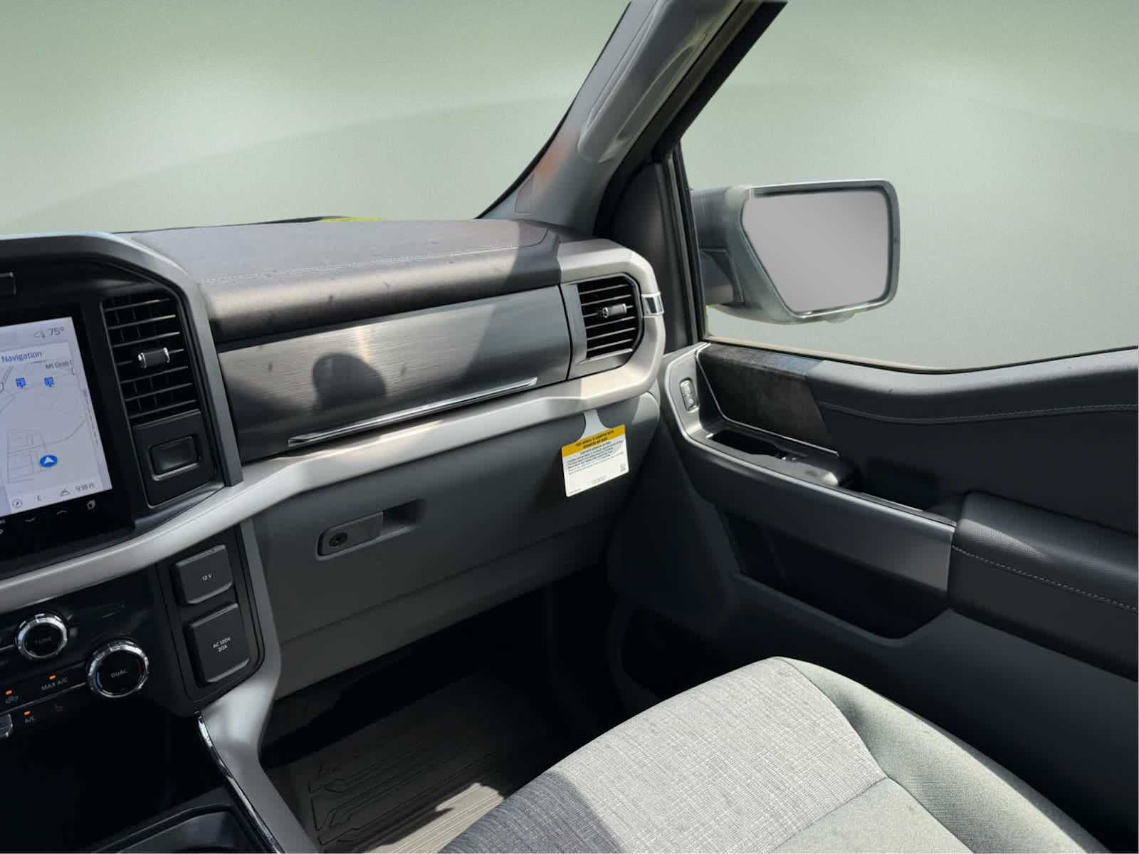 2023 Ford F-150 Lightning XLT