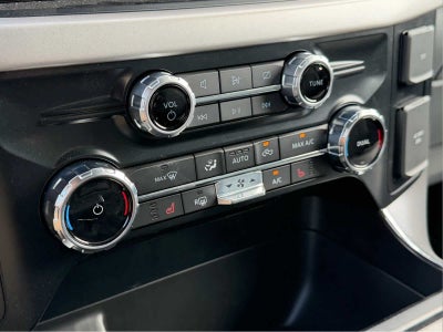 2023 Ford F-150 Lightning XLT