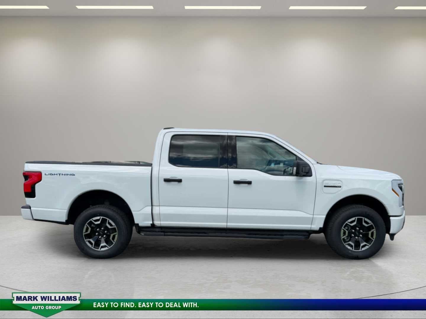 2023 Ford F-150 Lightning XLT
