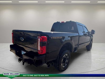 2023 Ford Super Duty F-250 Pickup LARIAT