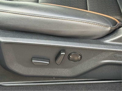 2025 Ford Super Duty F-350 SRW Pickup LARIAT