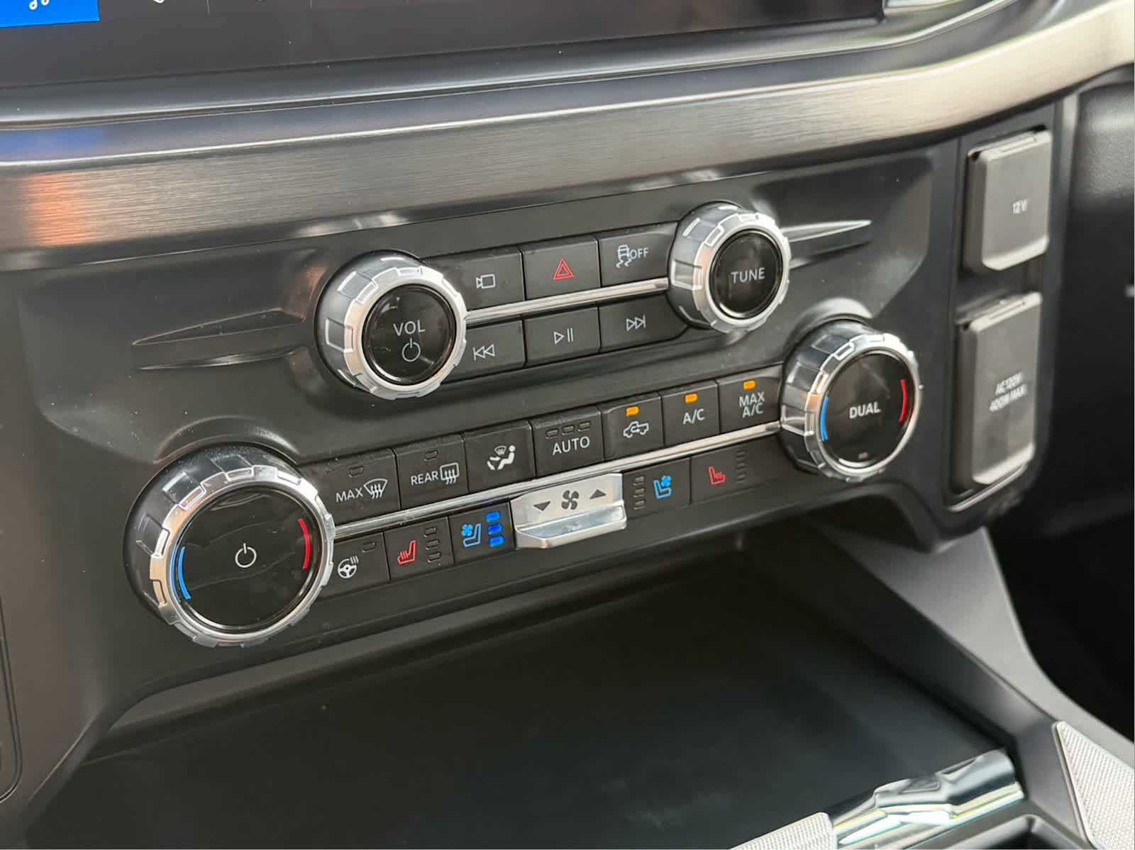 2025 Ford Super Duty F-350 SRW Pickup LARIAT