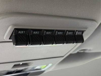 2025 Ford Super Duty F-350 SRW Pickup LARIAT