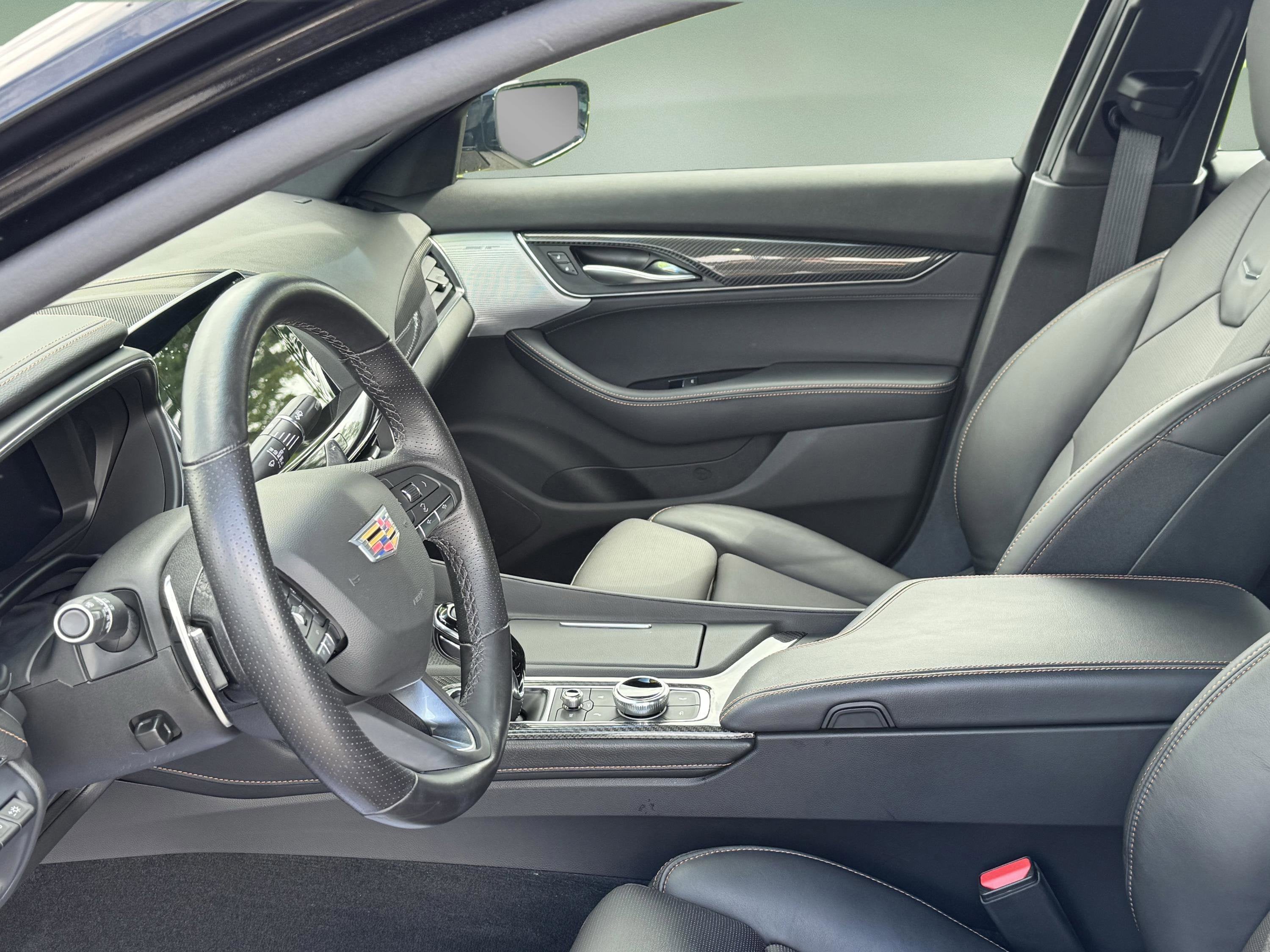 2024 Cadillac CT5 Sport