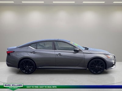 2022 Nissan Altima 2.5 SR