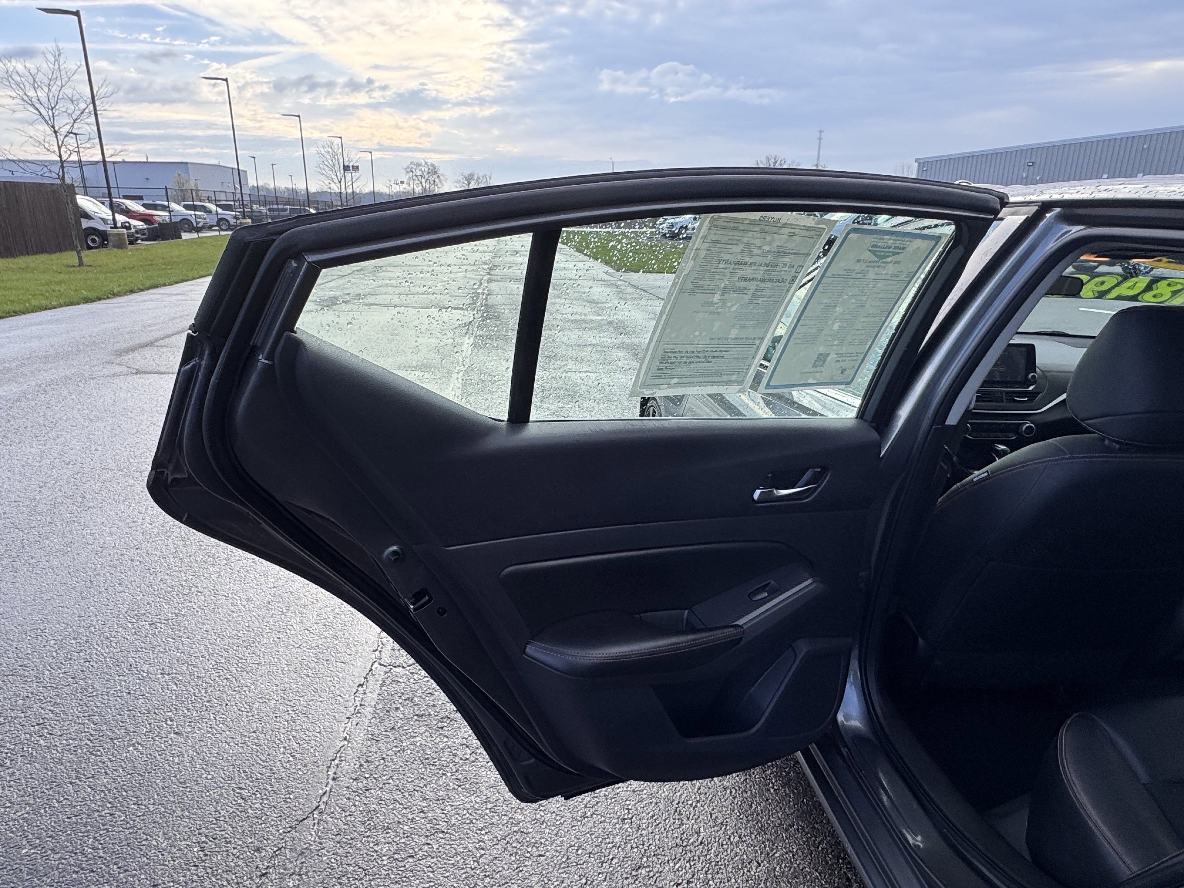 2022 Nissan Altima 2.5 SR