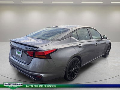 2022 Nissan Altima 2.5 SR