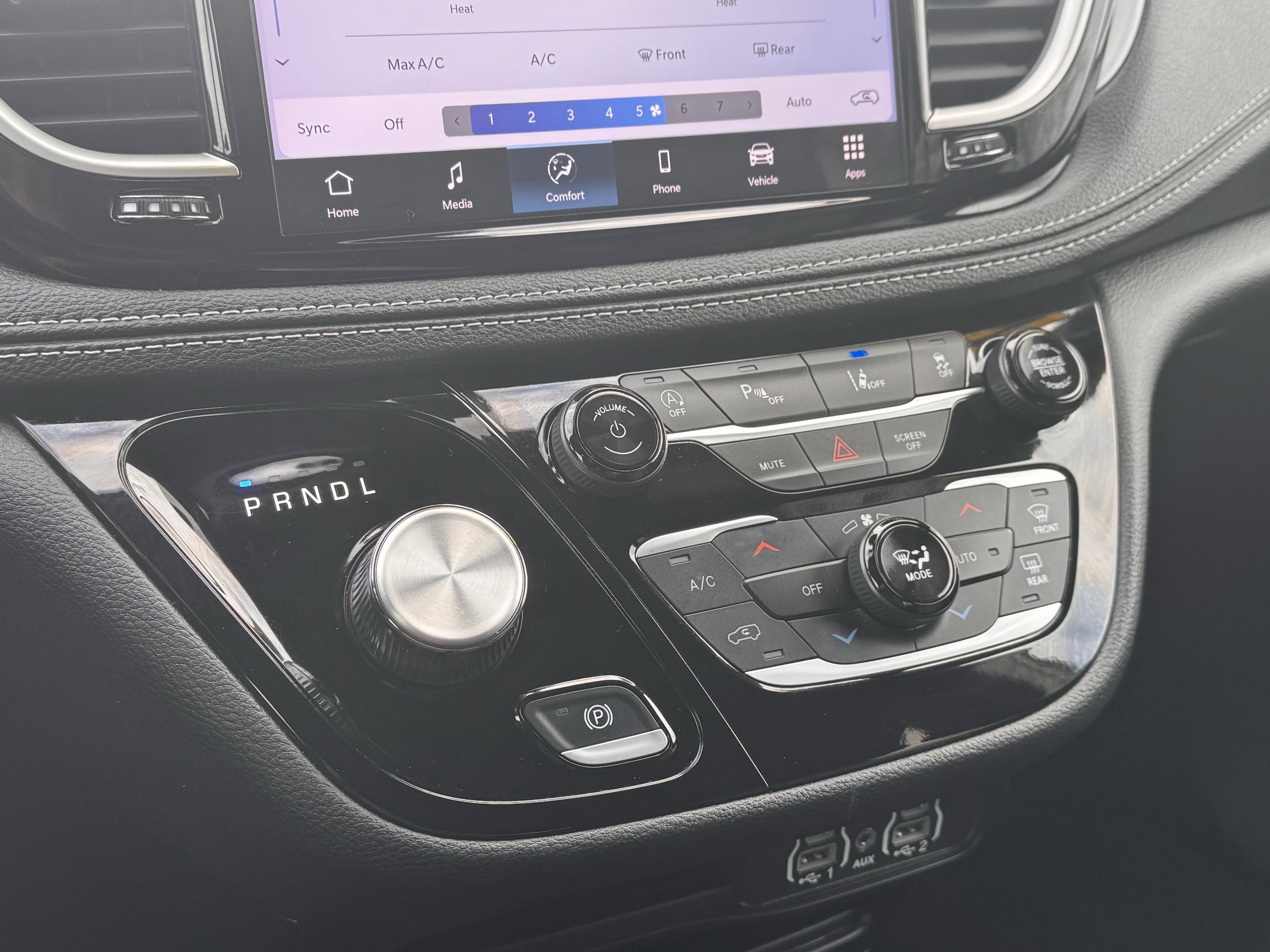 2024 Chrysler Pacifica Touring L