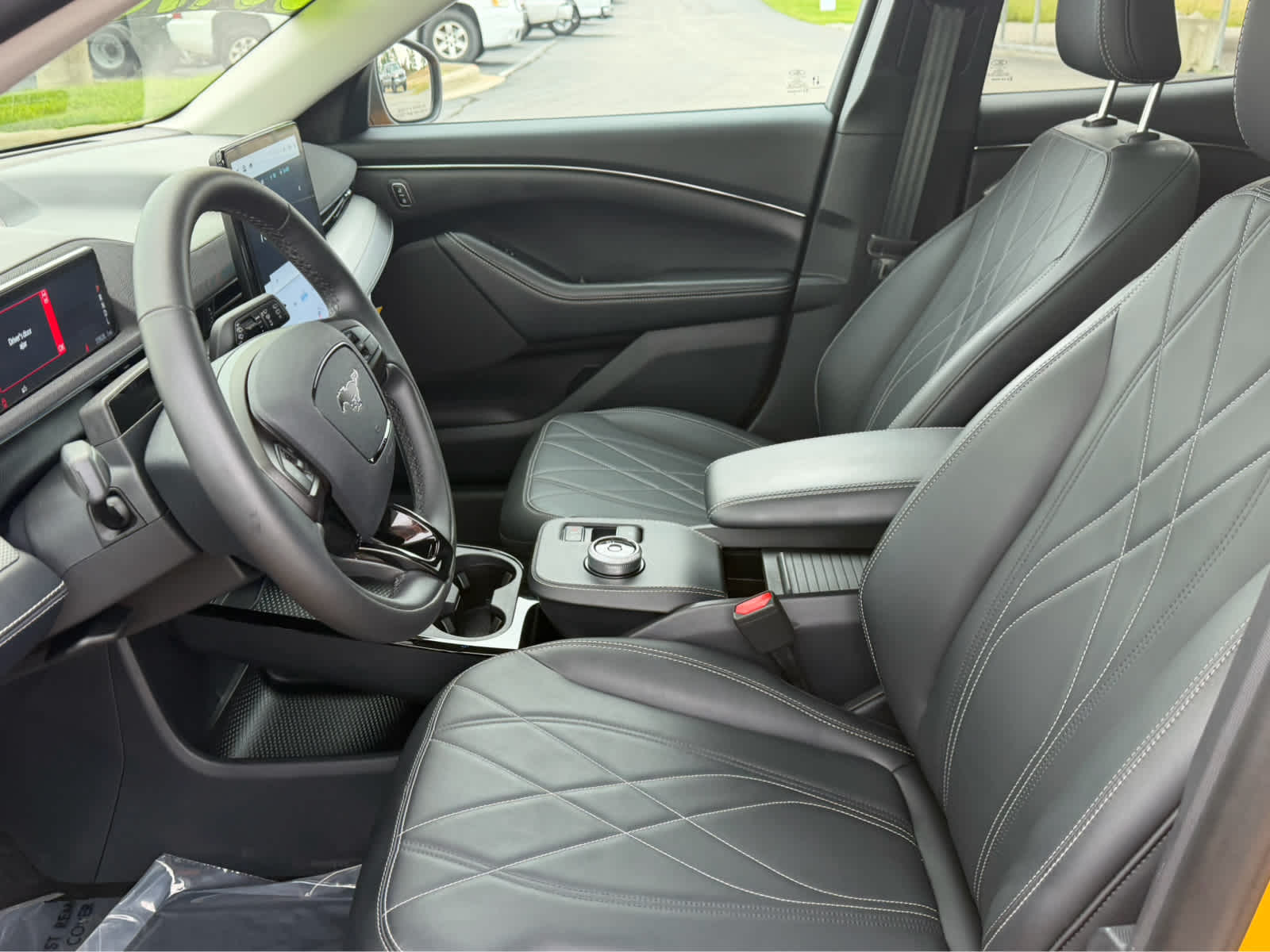 2023 Ford Mustang Mach-E California Route 1