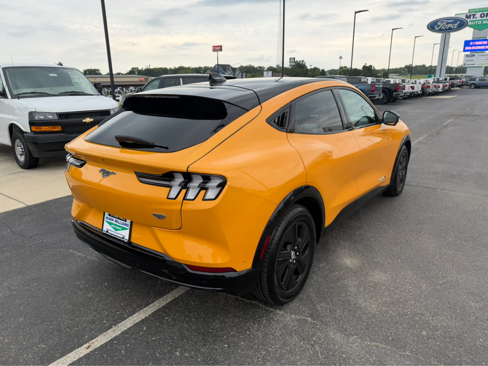 2023 Ford Mustang Mach-E California Route 1
