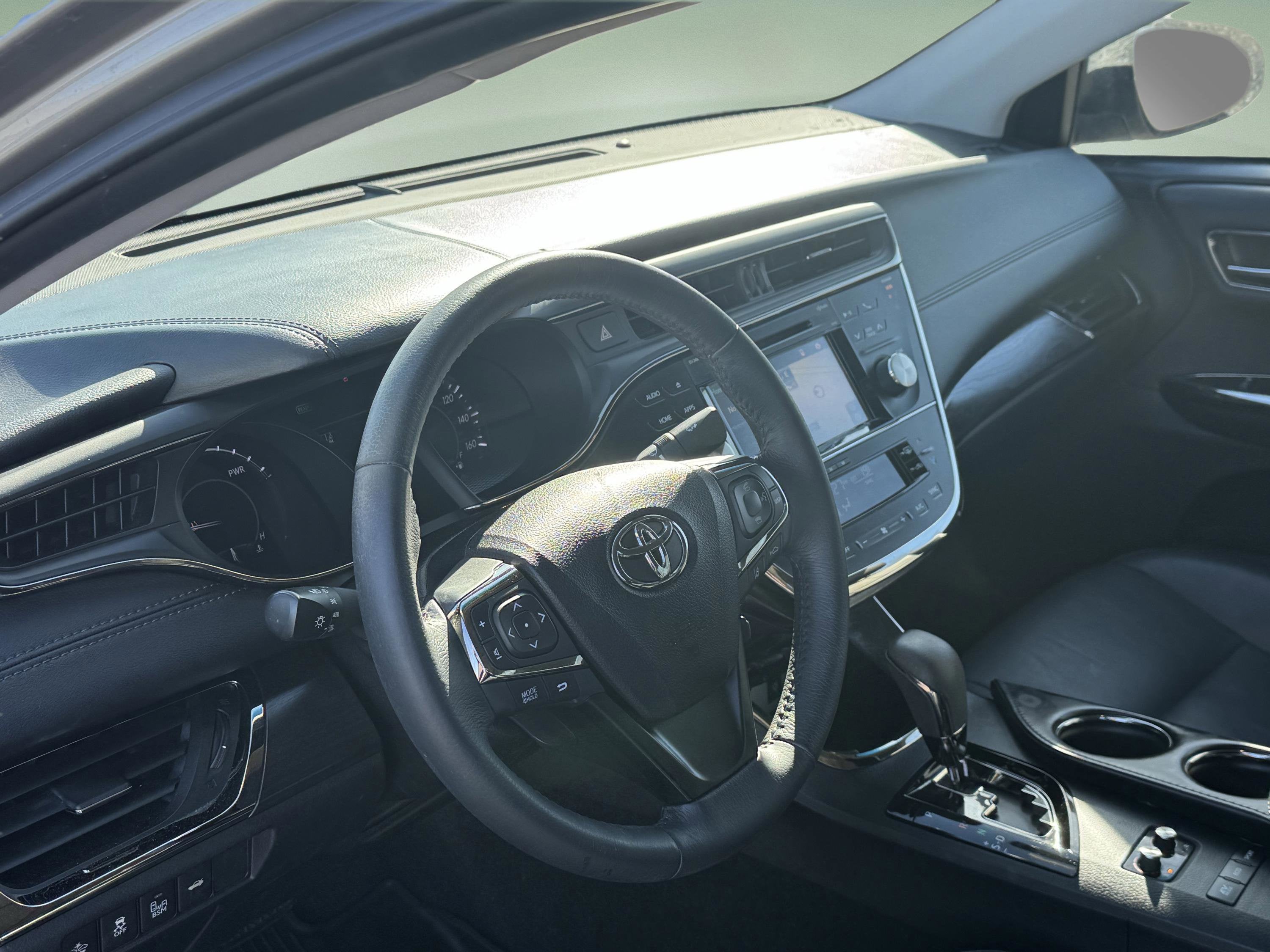 2018 Toyota Avalon Hybrid XLE Premium