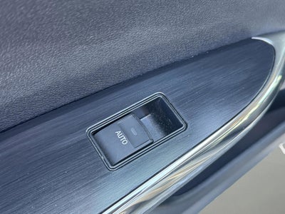 2018 Toyota Avalon Hybrid XLE Premium