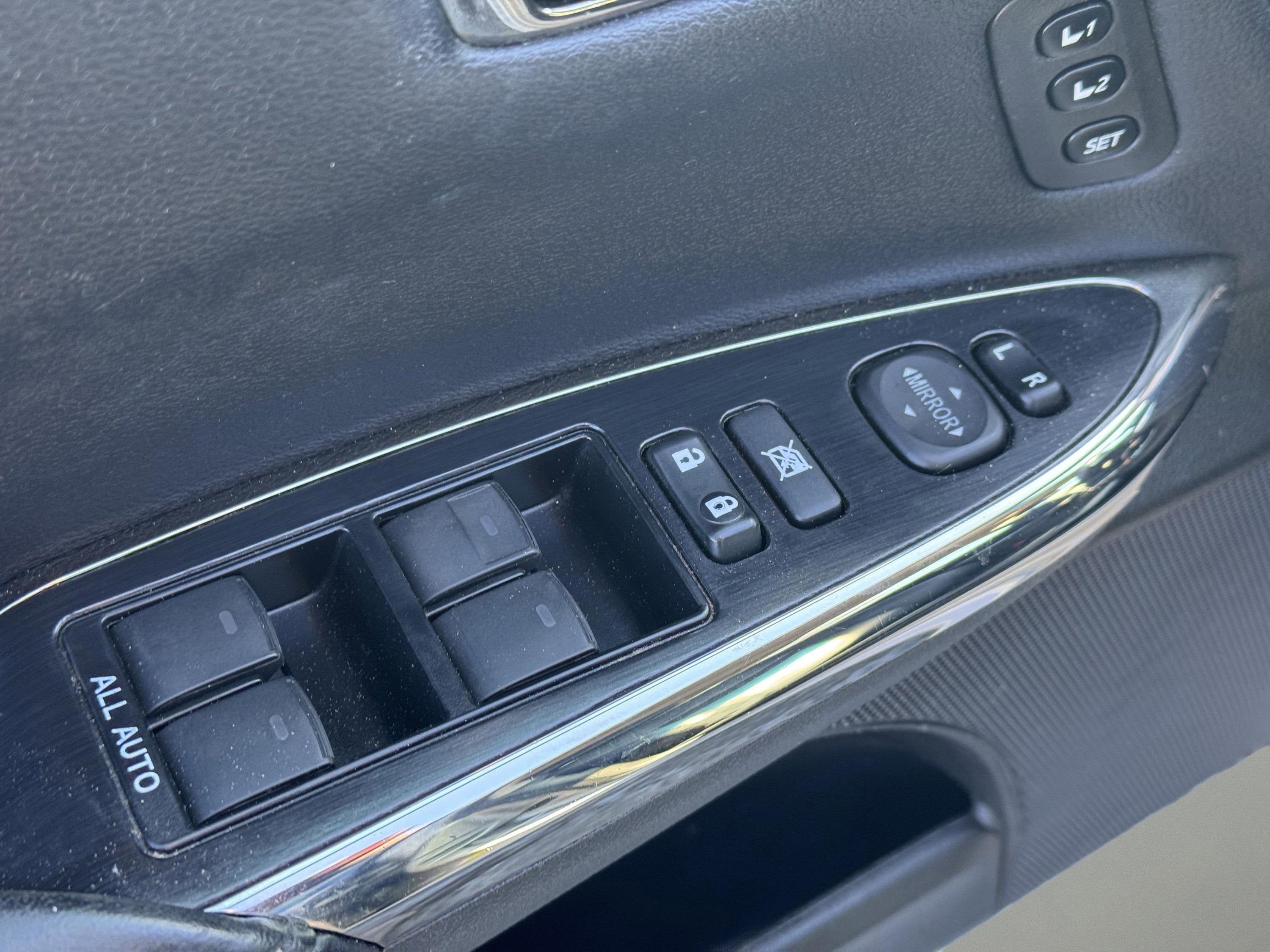 2018 Toyota Avalon Hybrid XLE Premium