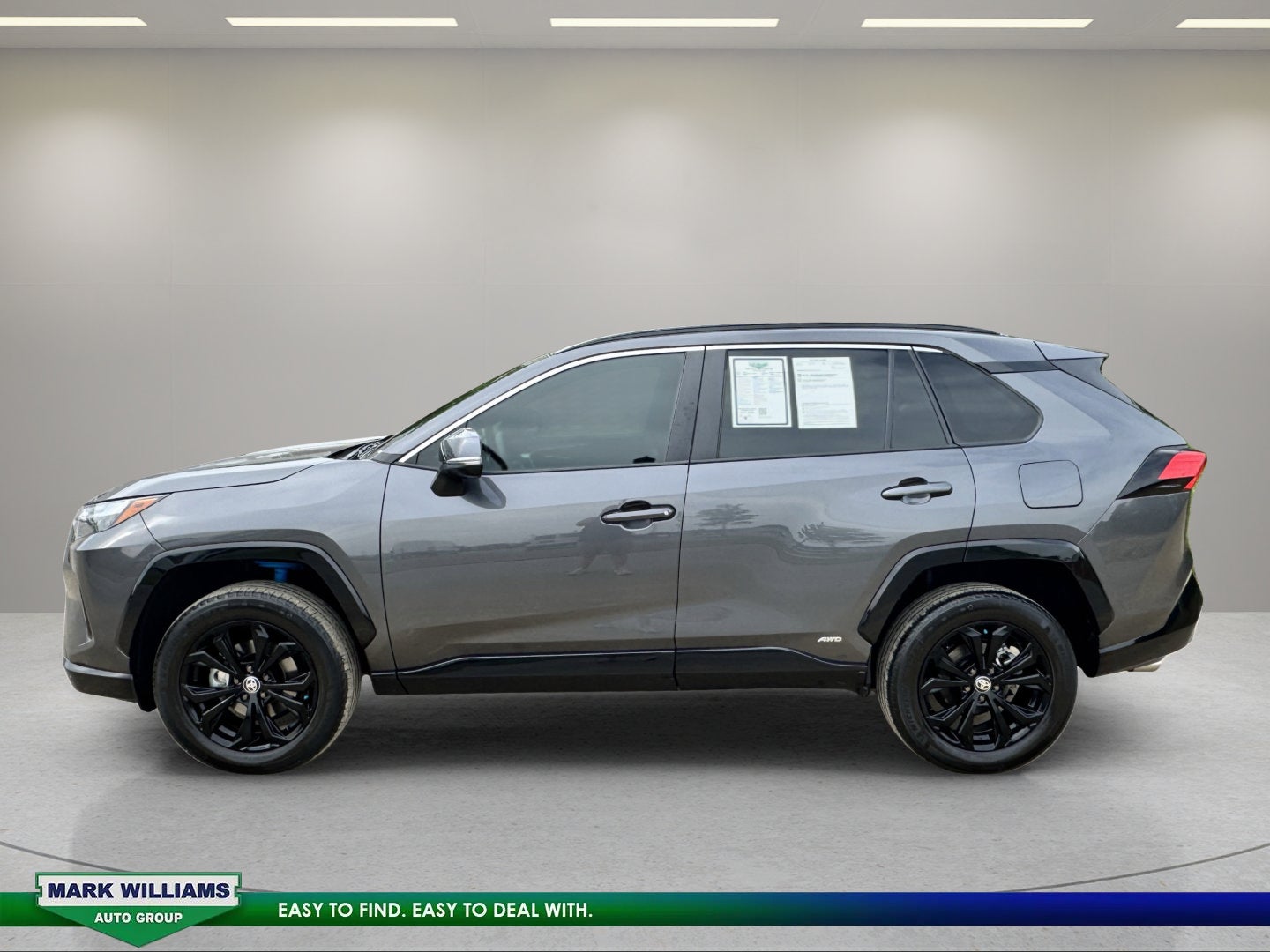 2023 Toyota RAV4 Hybrid SE