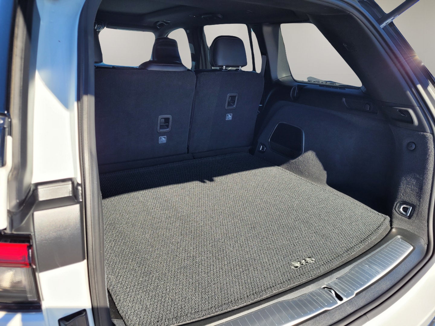 2023 Jeep Grand Cherokee Summit