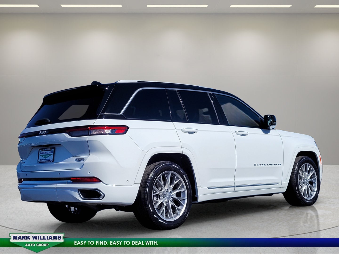 2023 Jeep Grand Cherokee Summit