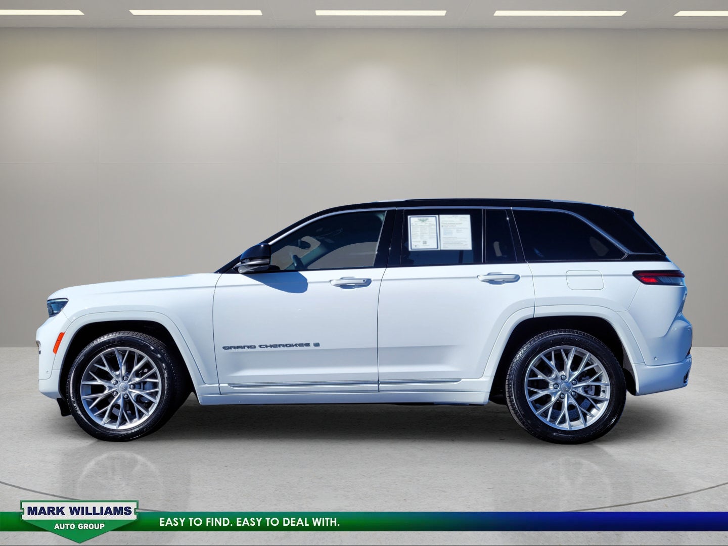 2023 Jeep Grand Cherokee Summit