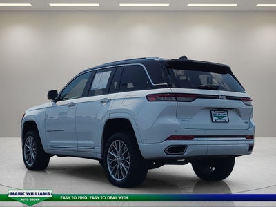 2023 Jeep Grand Cherokee Summit