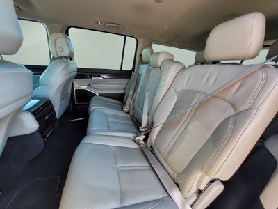 2022 Jeep Wagoneer Series II