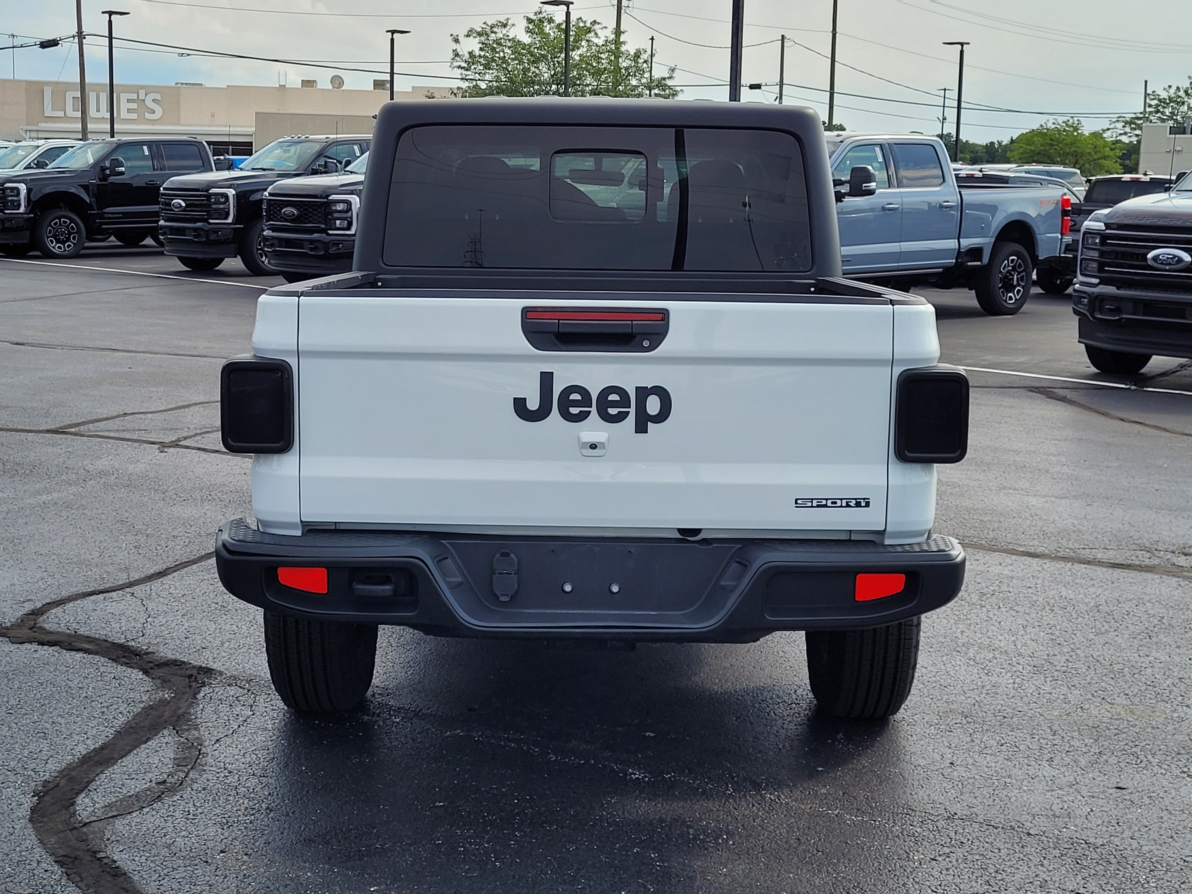 2021 Jeep Gladiator Sport