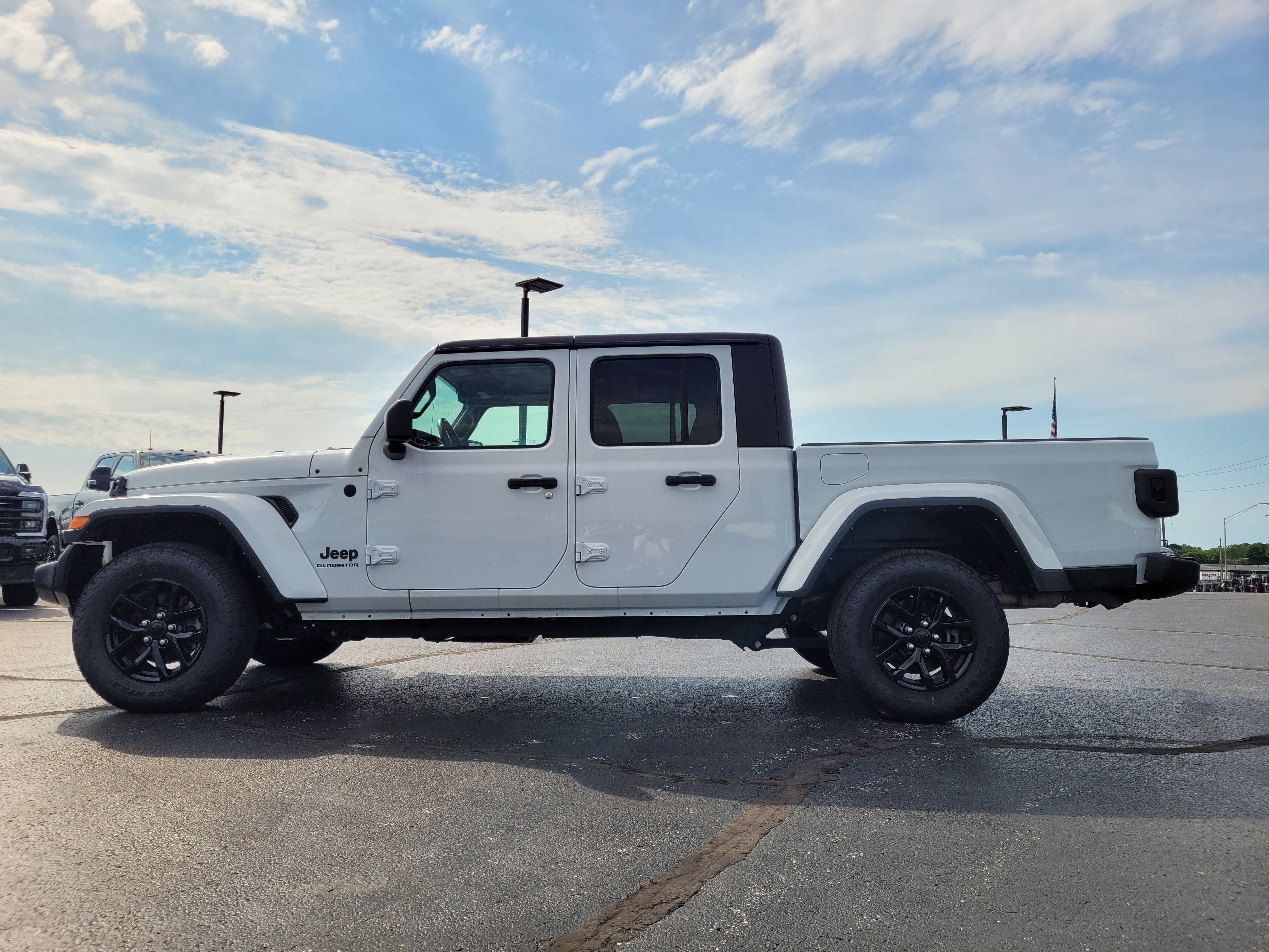 2021 Jeep Gladiator Sport