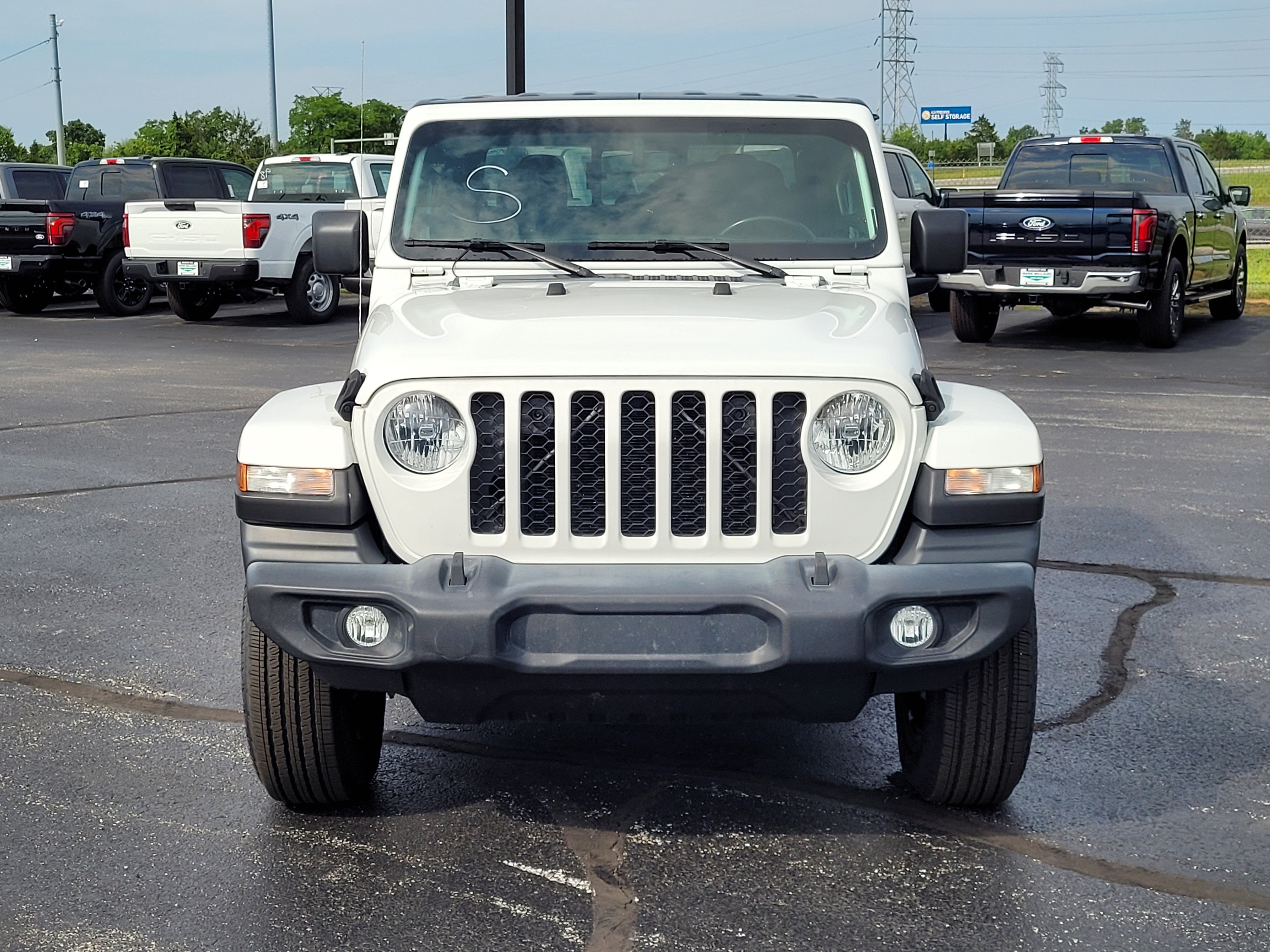 2021 Jeep Gladiator Sport