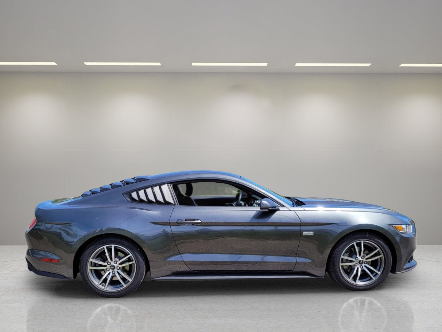 2015 Ford Mustang EcoBoost Premium