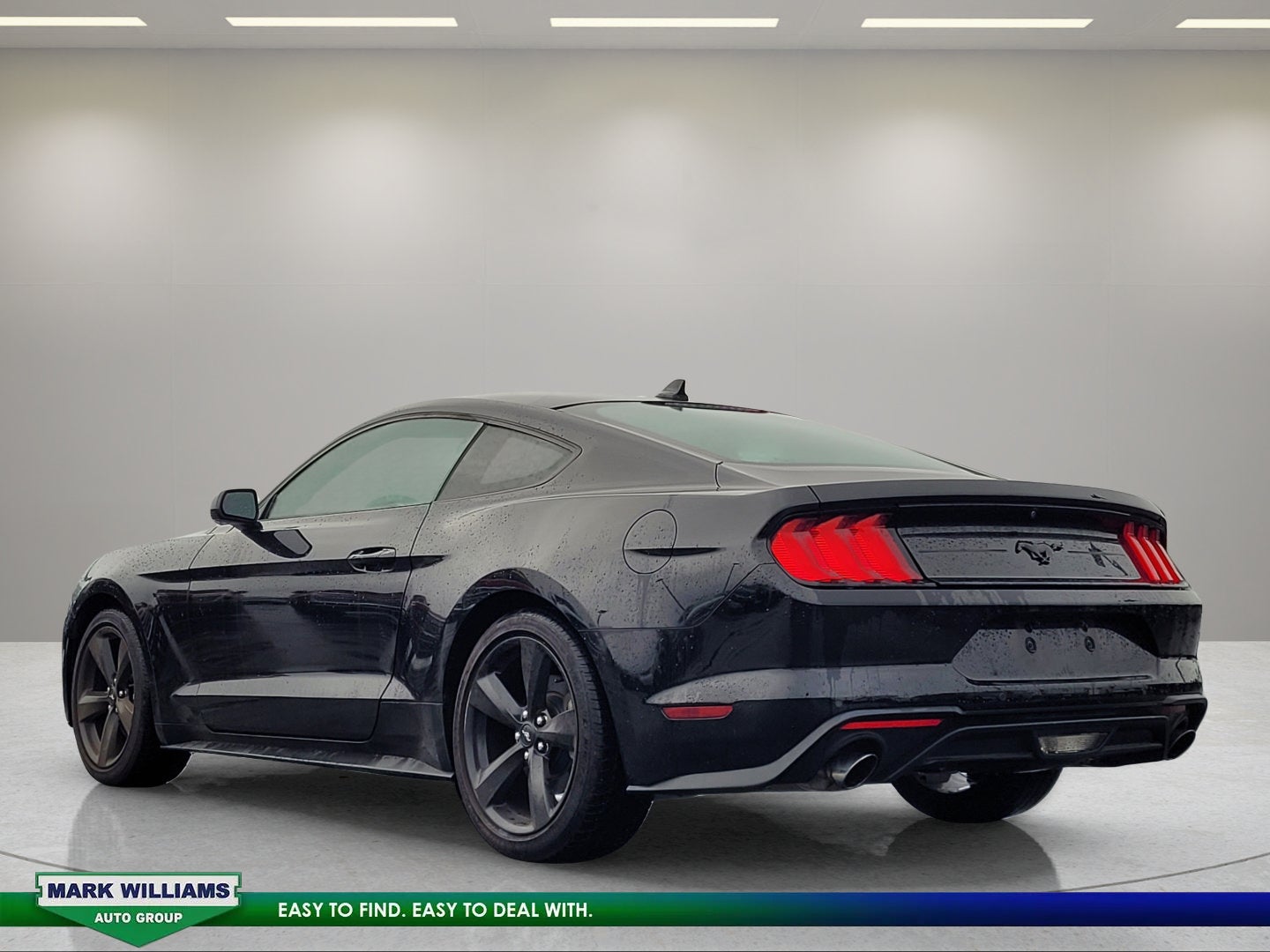 2021 Ford Mustang EcoBoost