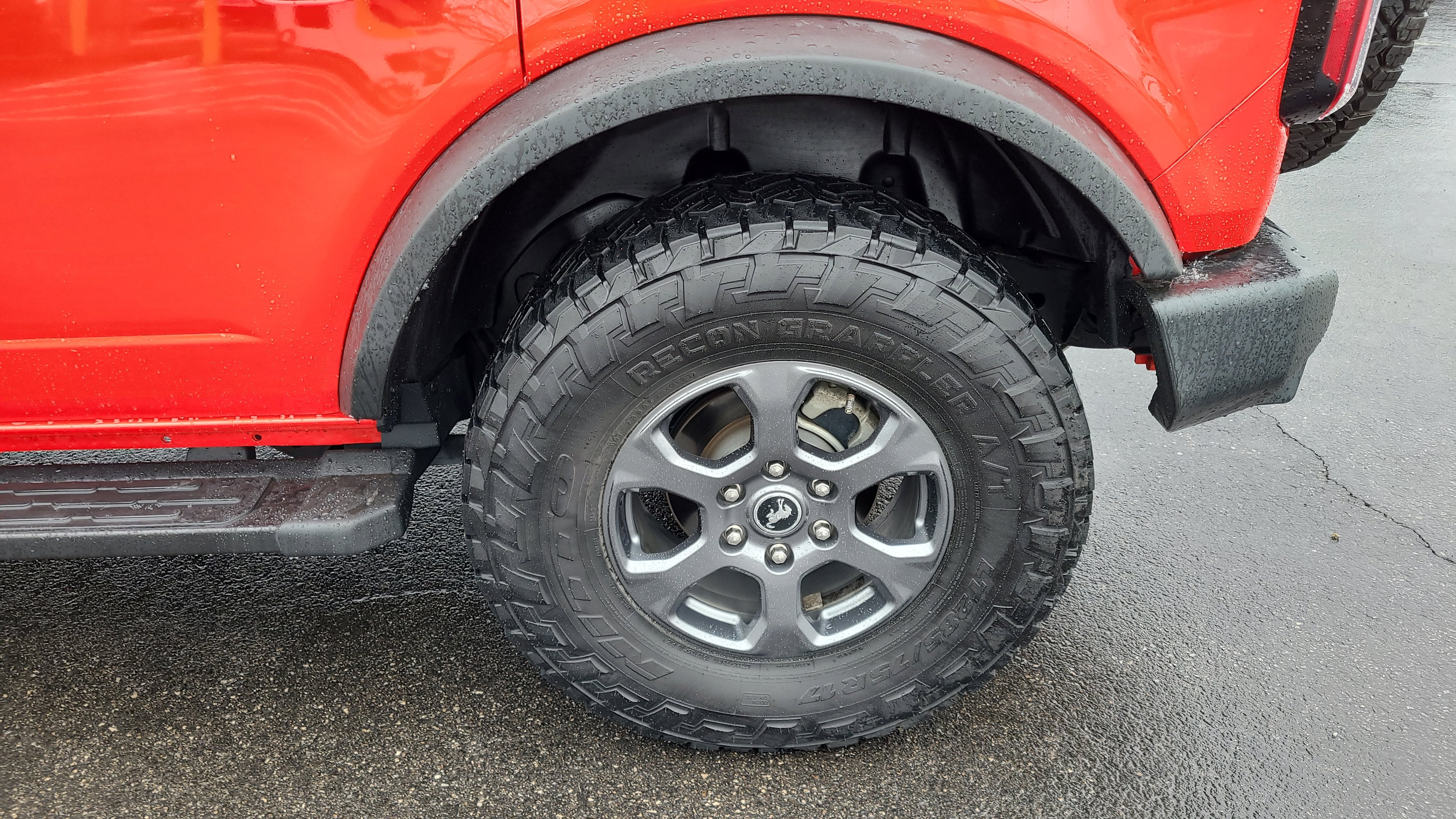 2021 Ford Bronco Base