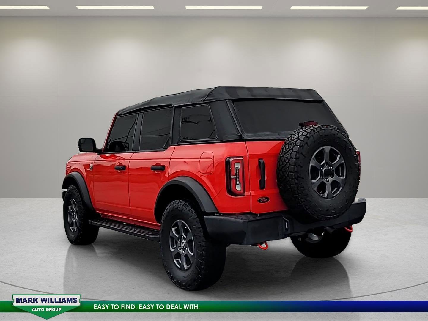 2021 Ford Bronco Base