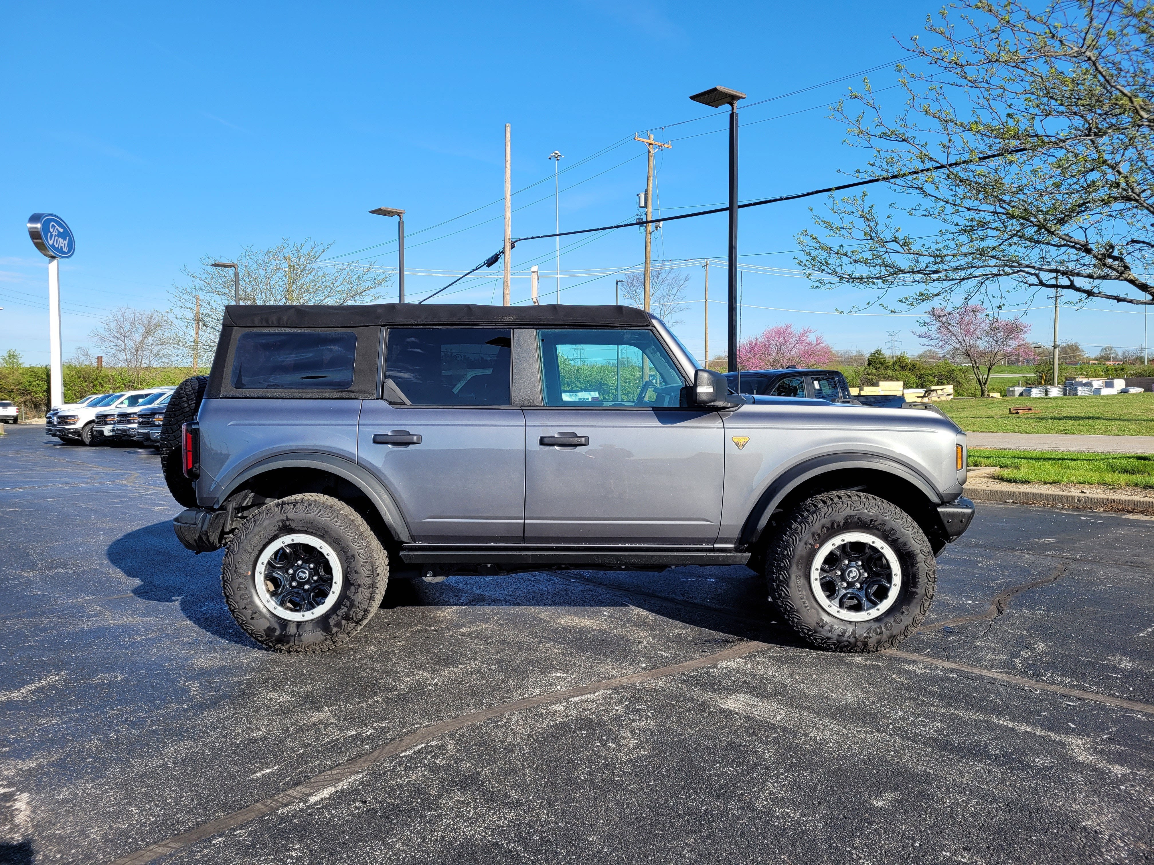 2022 Ford Bronco Badlands