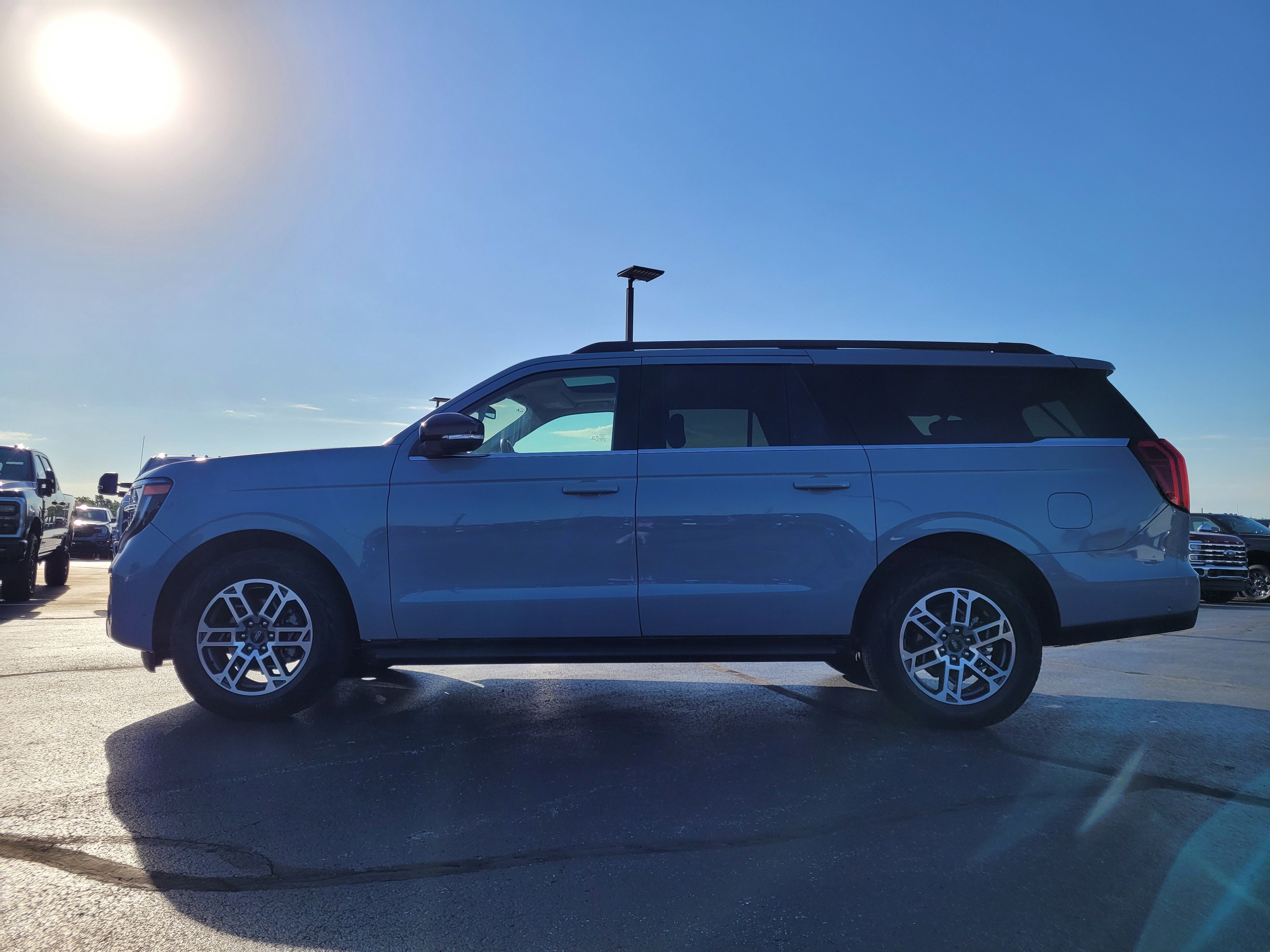 2025 Ford Expedition Max Active