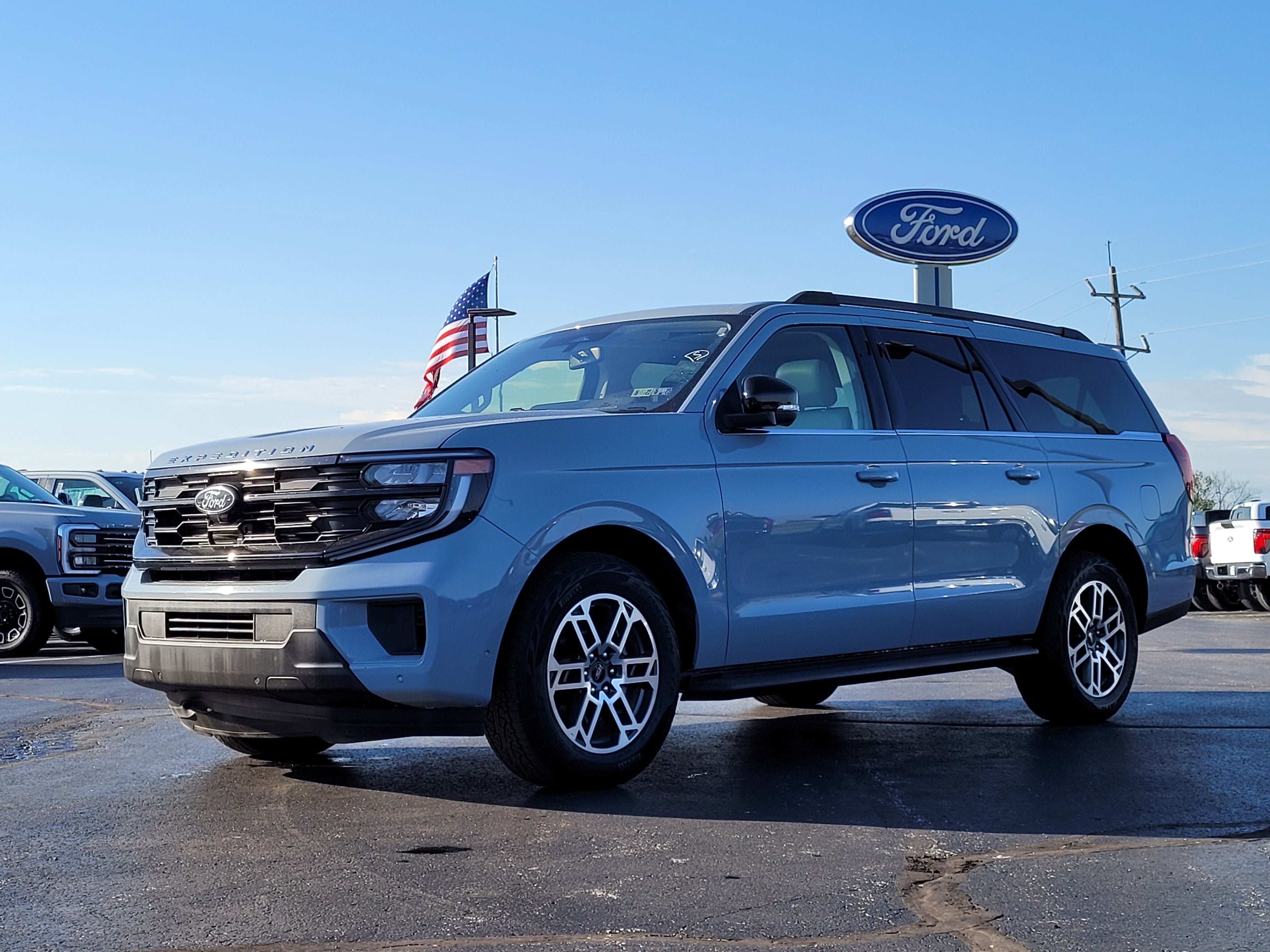 2025 Ford Expedition Max Active