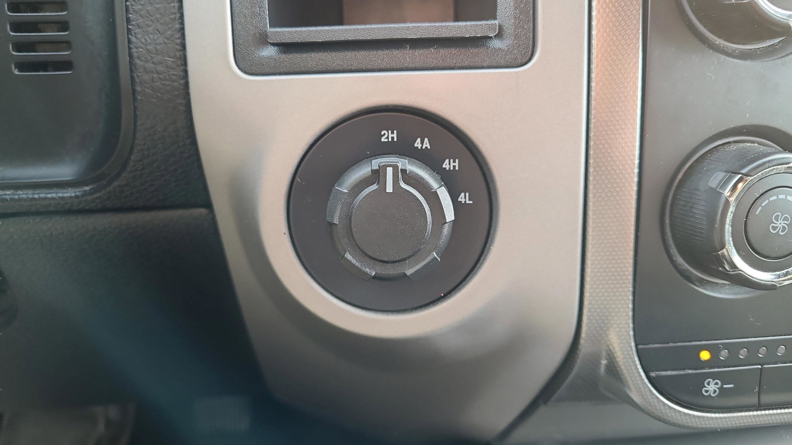 2017 Ford Expedition EL XLT