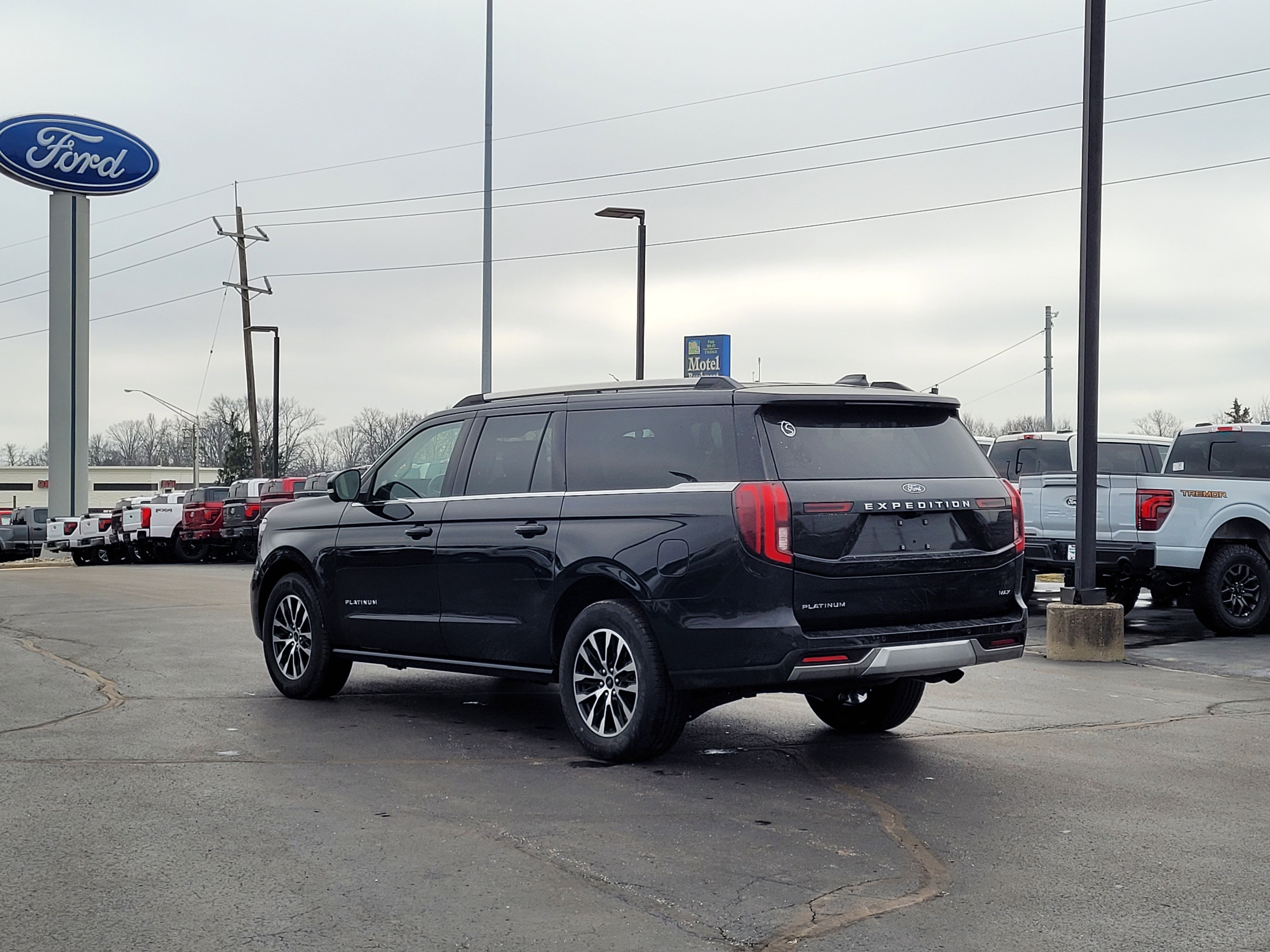 2025 Ford Expedition Max Platinum