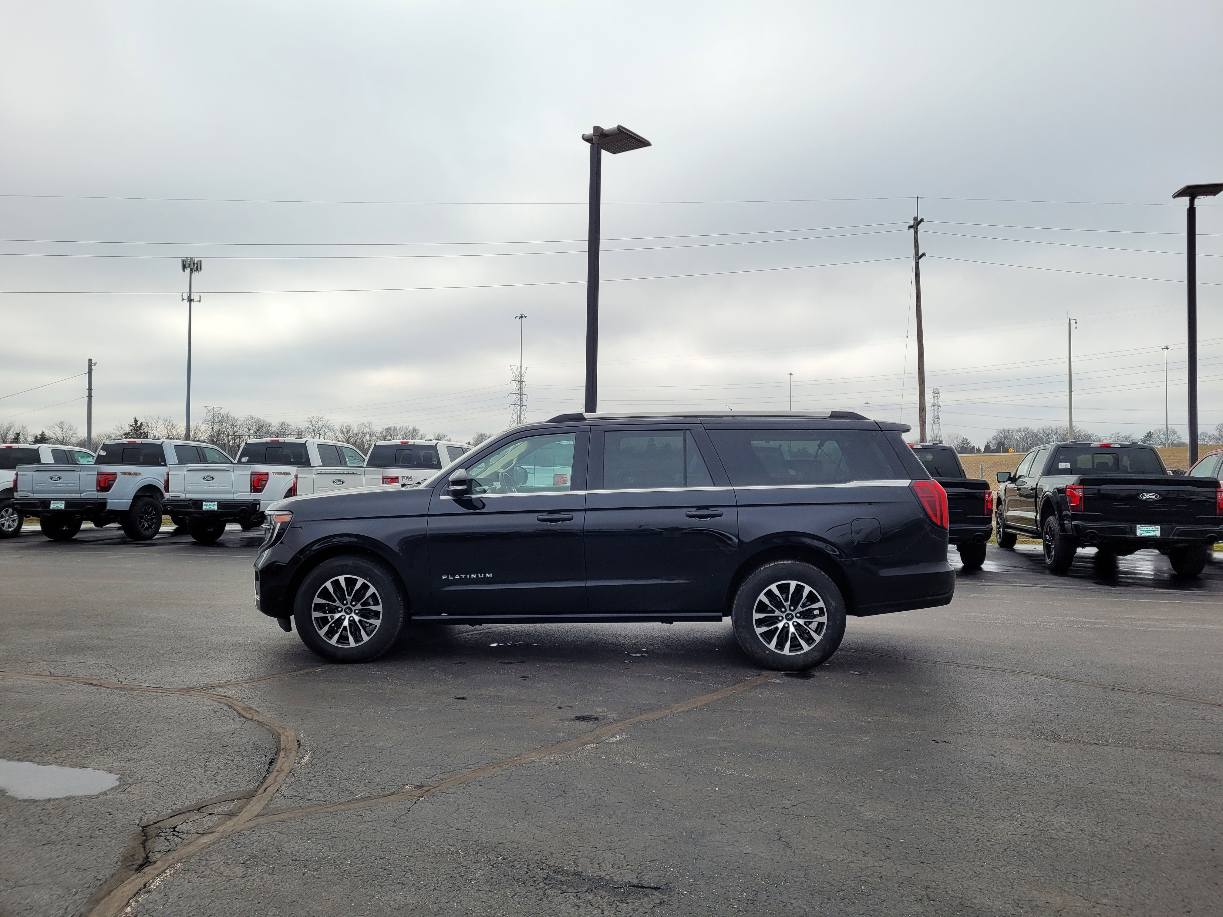 2025 Ford Expedition Max Platinum