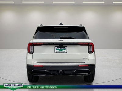 2025 Ford Explorer ST-Line