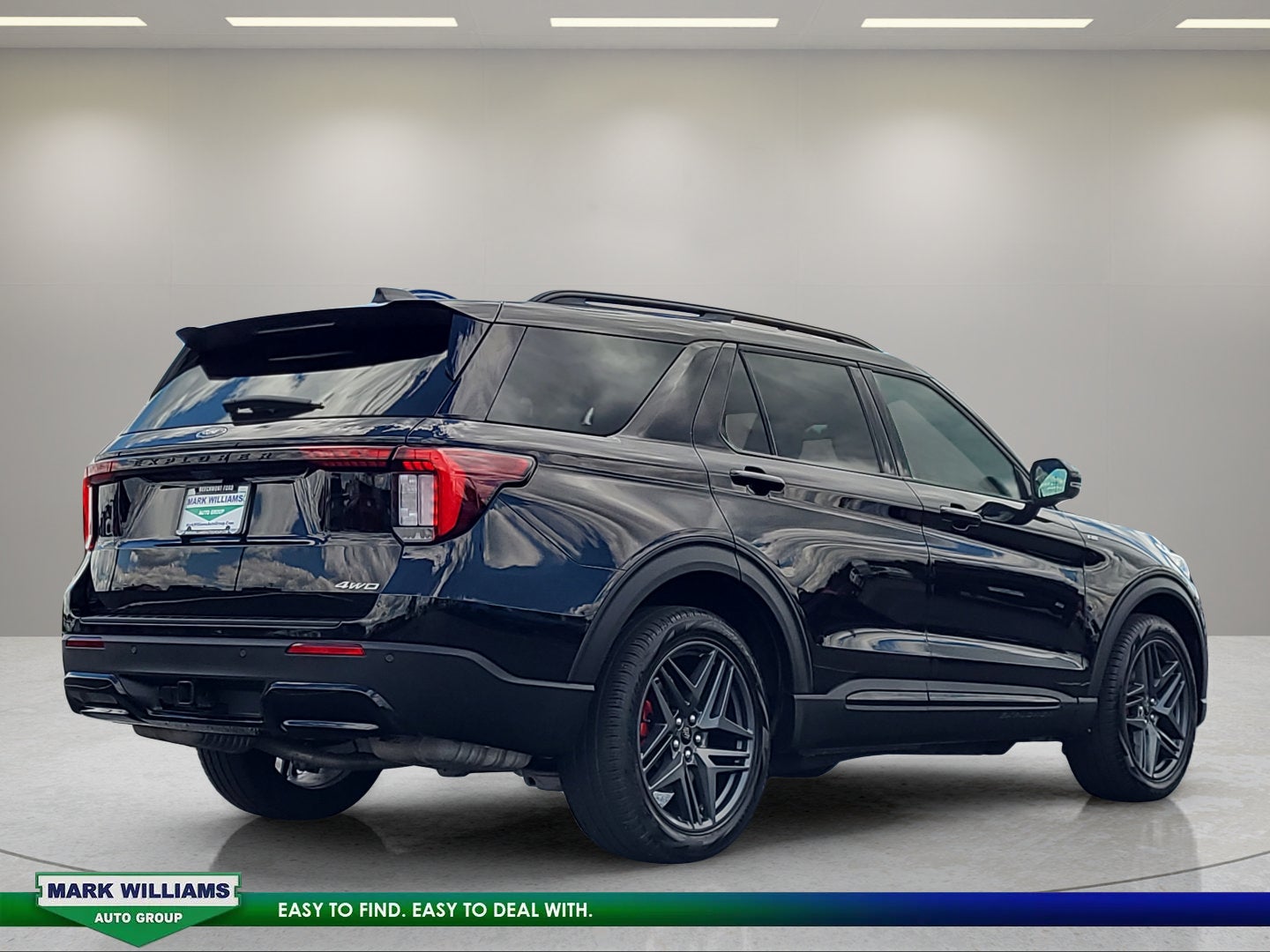 2025 Ford Explorer ST-Line